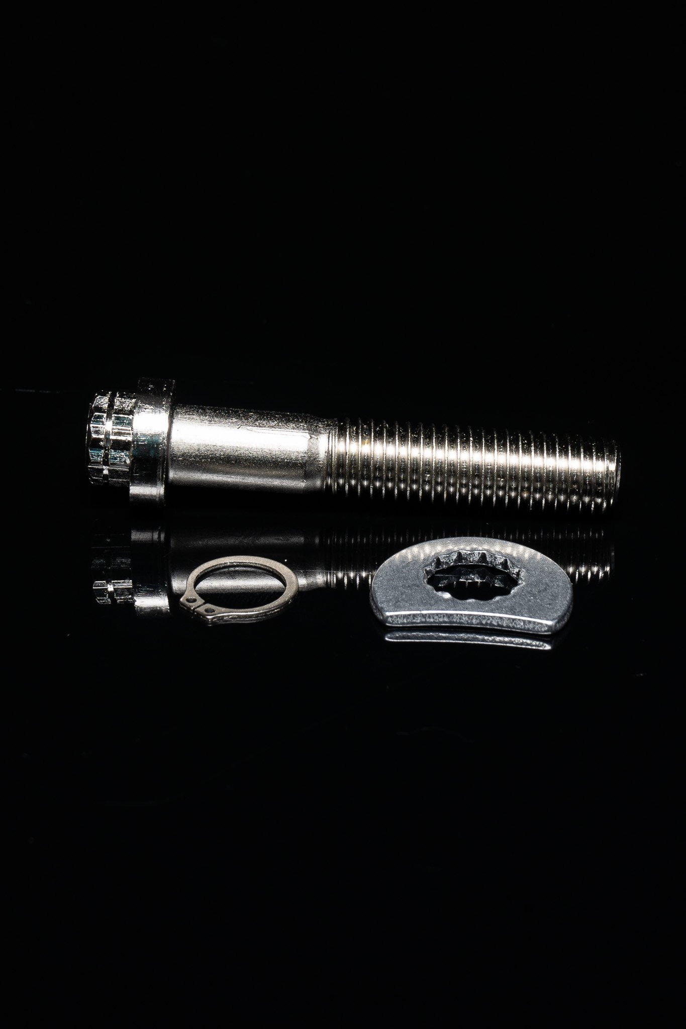 BL Locking Axle Bolt for R8 Huracan.jpeg