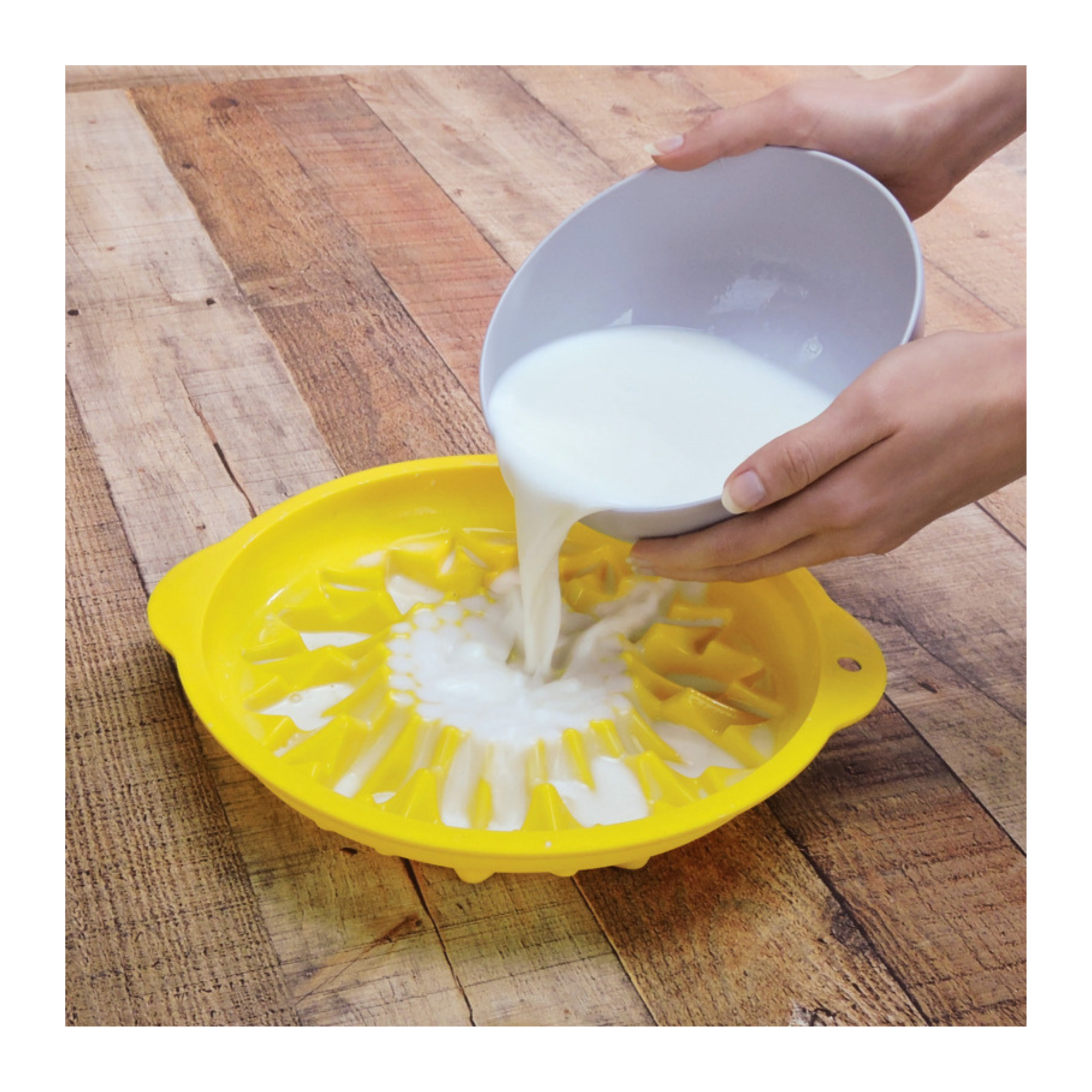 ArtPlaster-Professional-Casting-Plaster-5-lb-Activa-ACT-225 (2).png