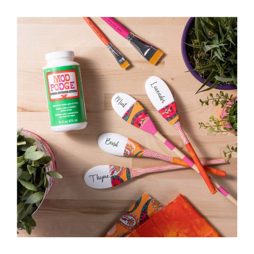 Mod-Podge-Waterbase-Sealer-Glue-Finish-Outdoor-16oz-PLA-CS15062 (2).png