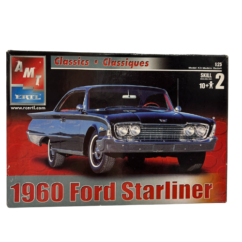 1960-Ford-Starliner-Vintage-AMTErtl-30044.png