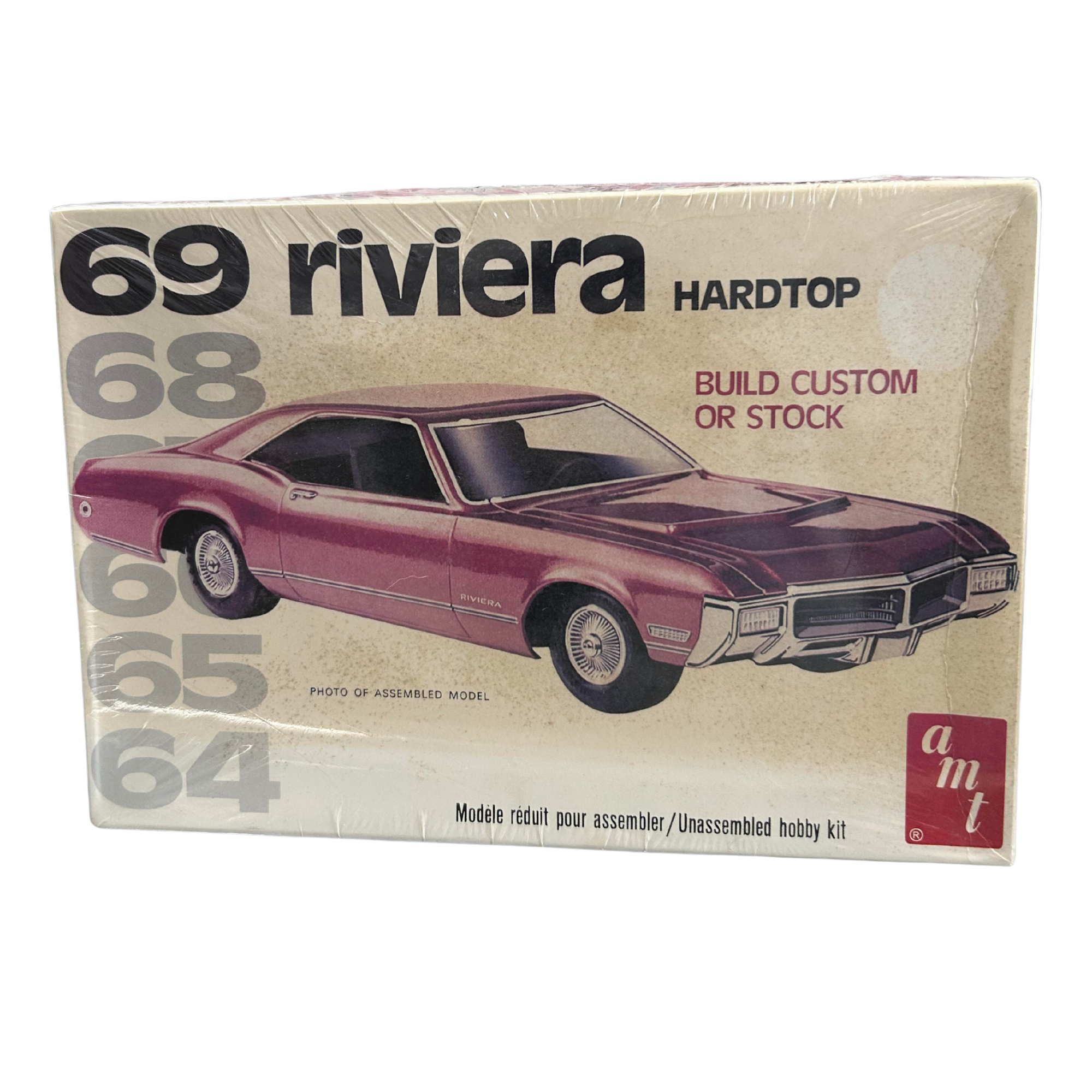 69-Riviera-Hardtop-Vintage-AMT-6079.png