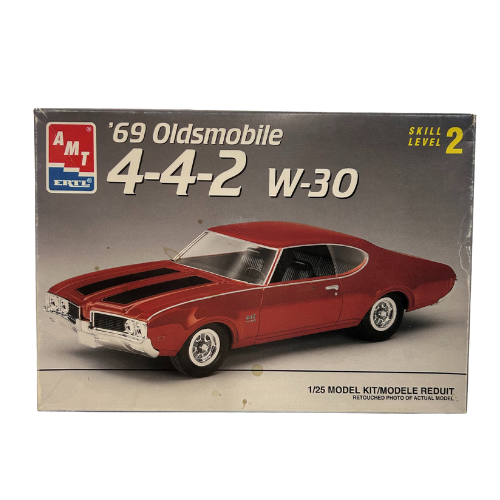 '69-Oldsmobile-4-4-2-W-30-125-Vintage-AMTErtl-8232.png