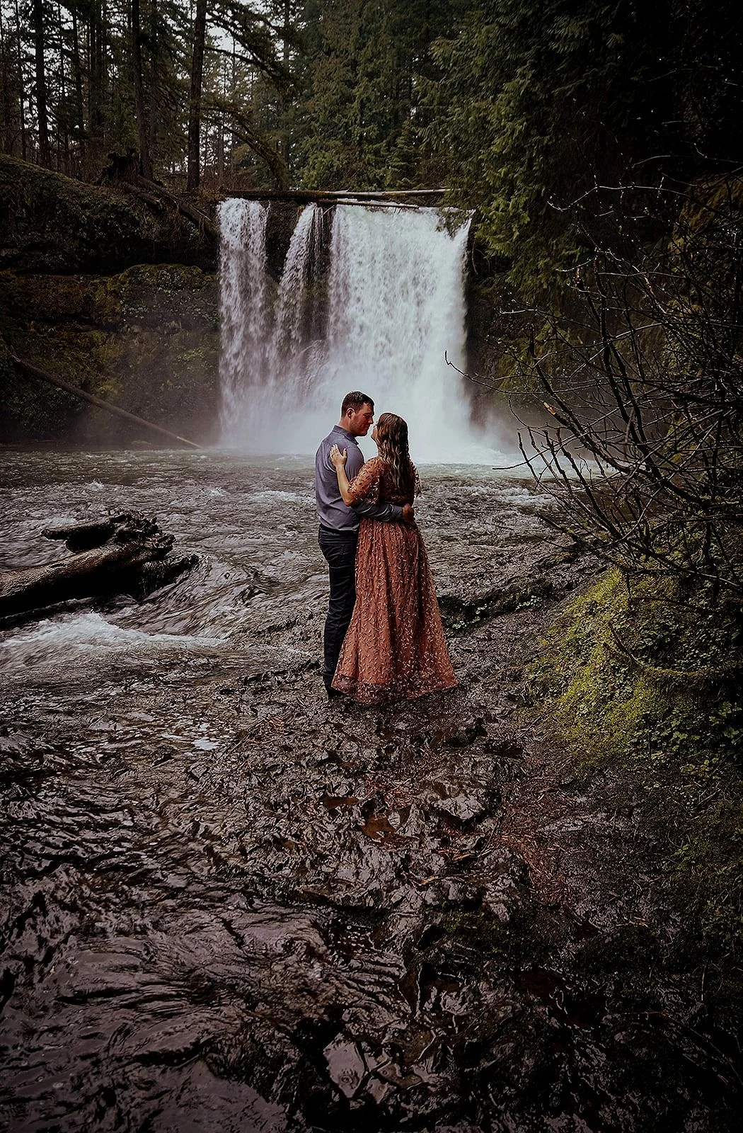 Silver Falls engagement photography Oregon