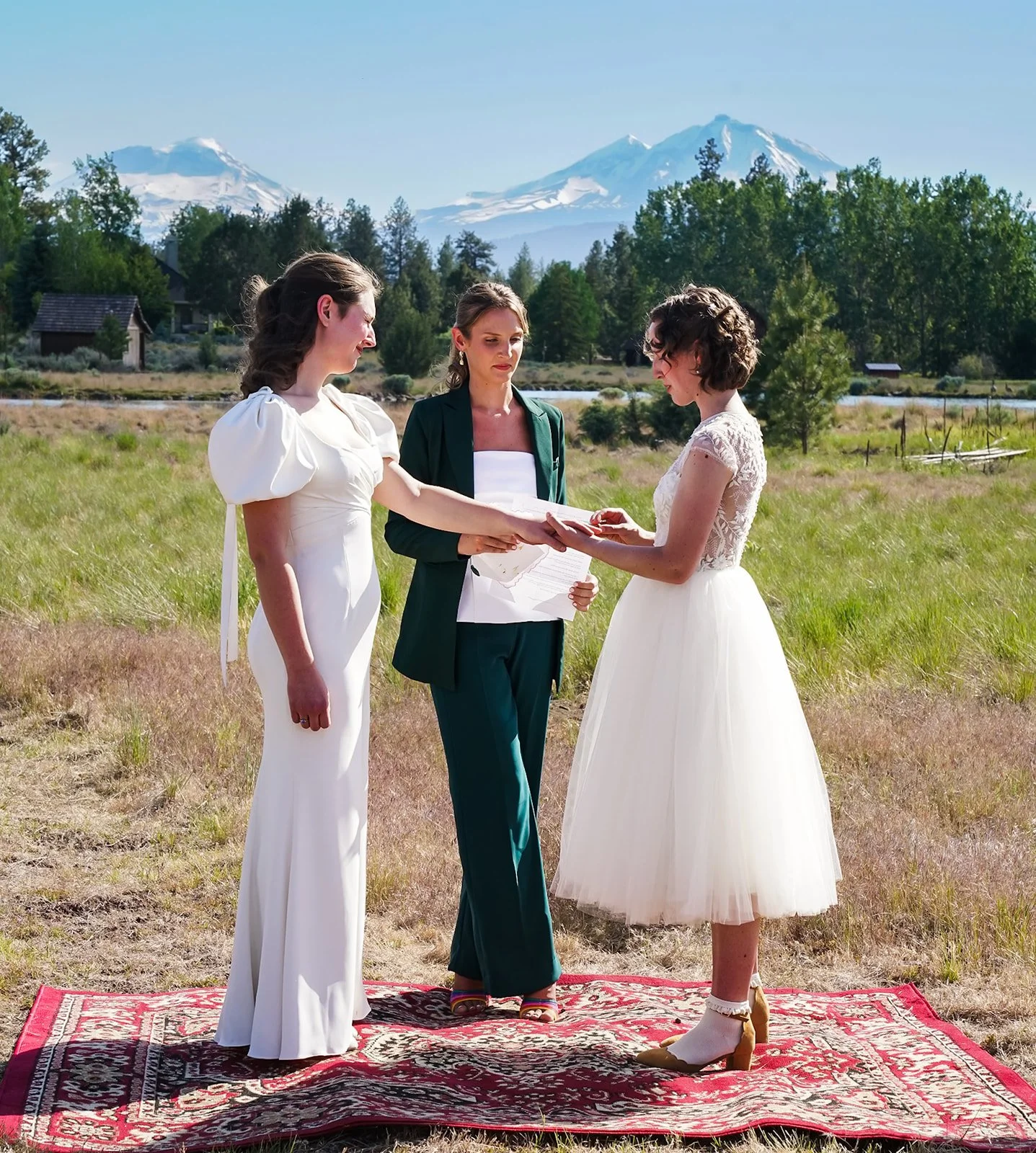 lbgt wedding photographer oregon 2.jpg