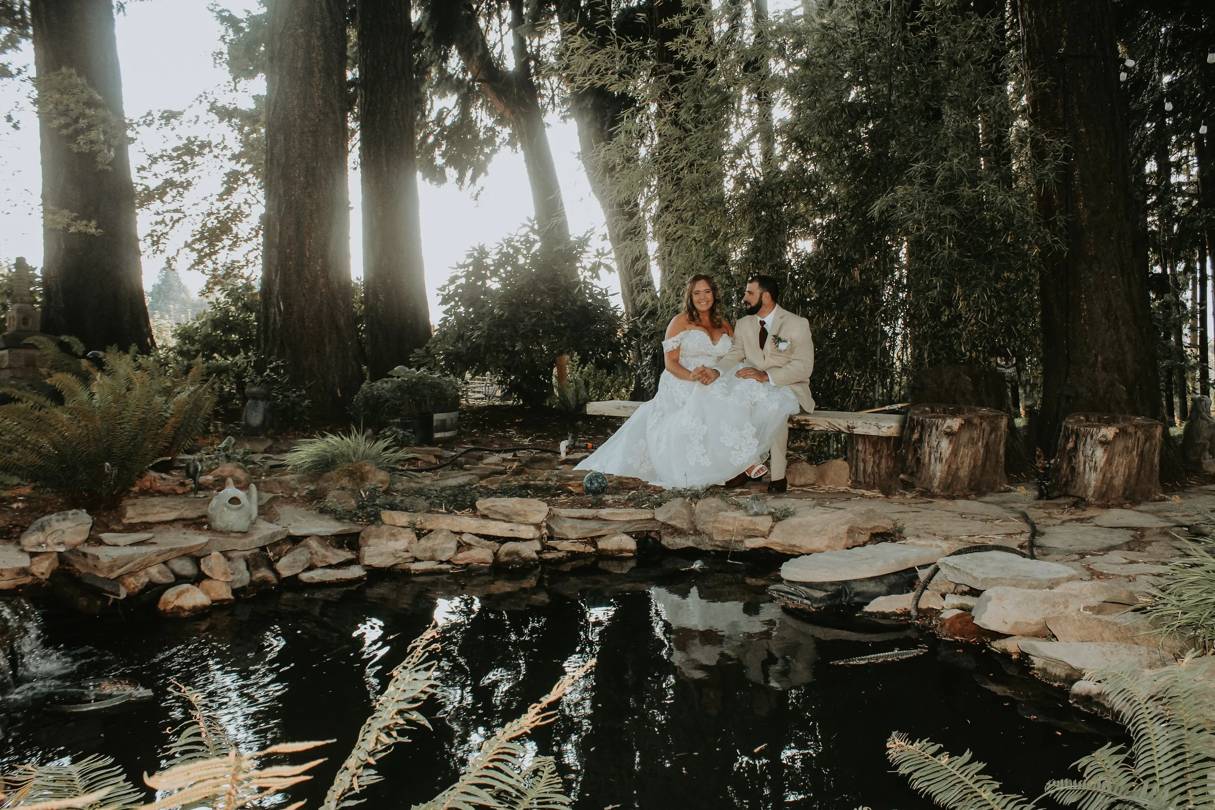 Mt. Hood Oregon documentary wedding photographers