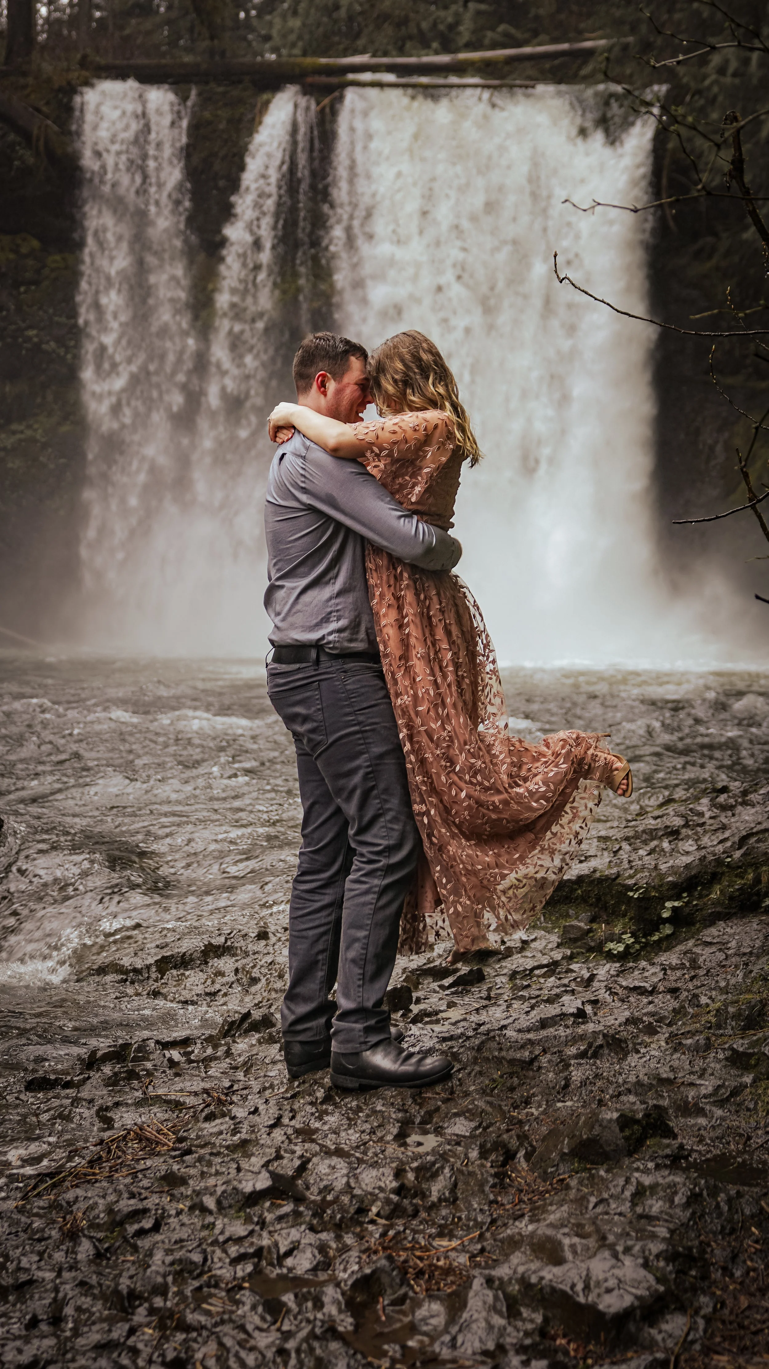 Silver Falls Waterfall engagement
