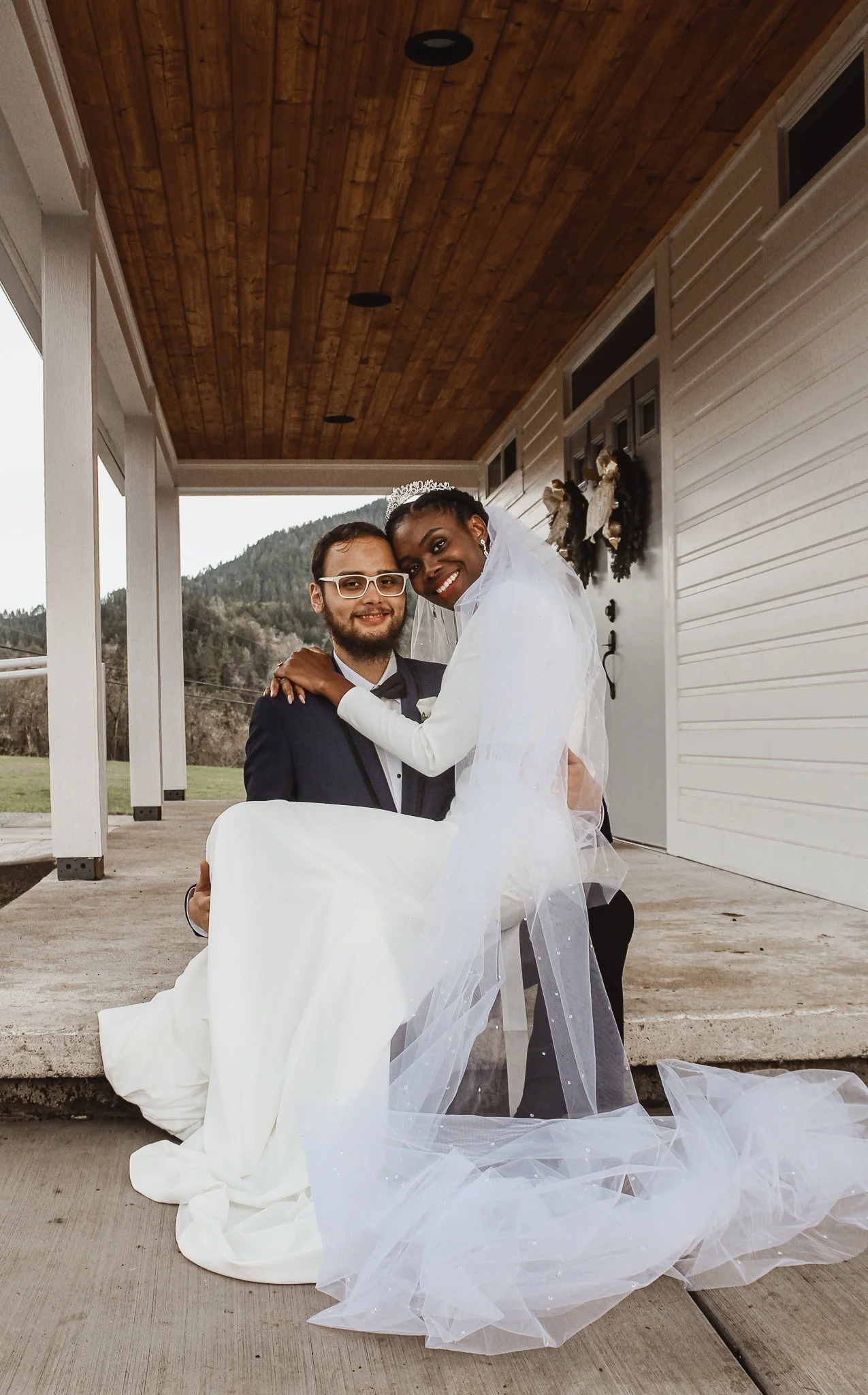 black wedding photographer oregon 