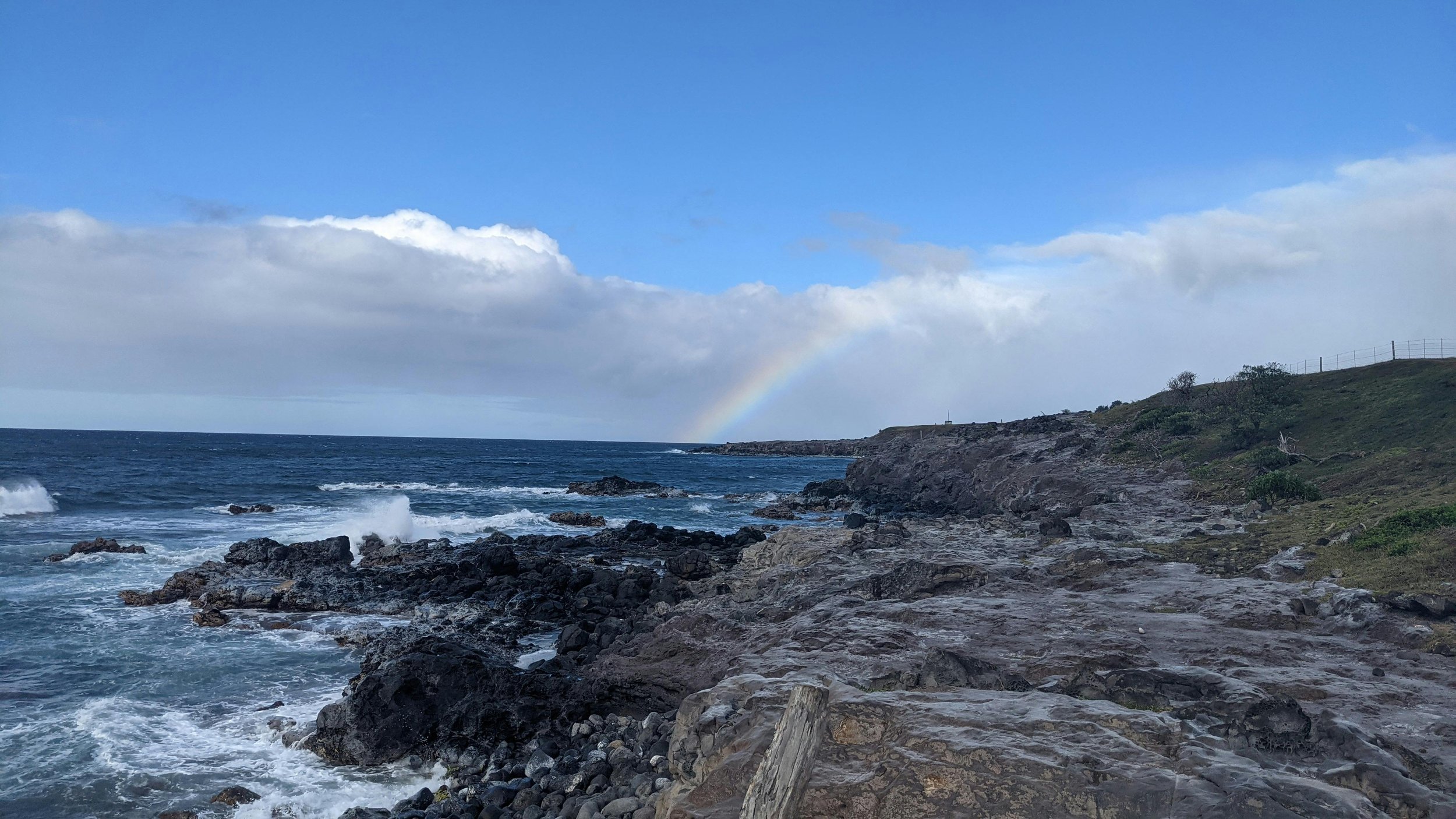 Winter in Hawaii: Why Backpackers Choose Maui and Hilo to Escape the Cold