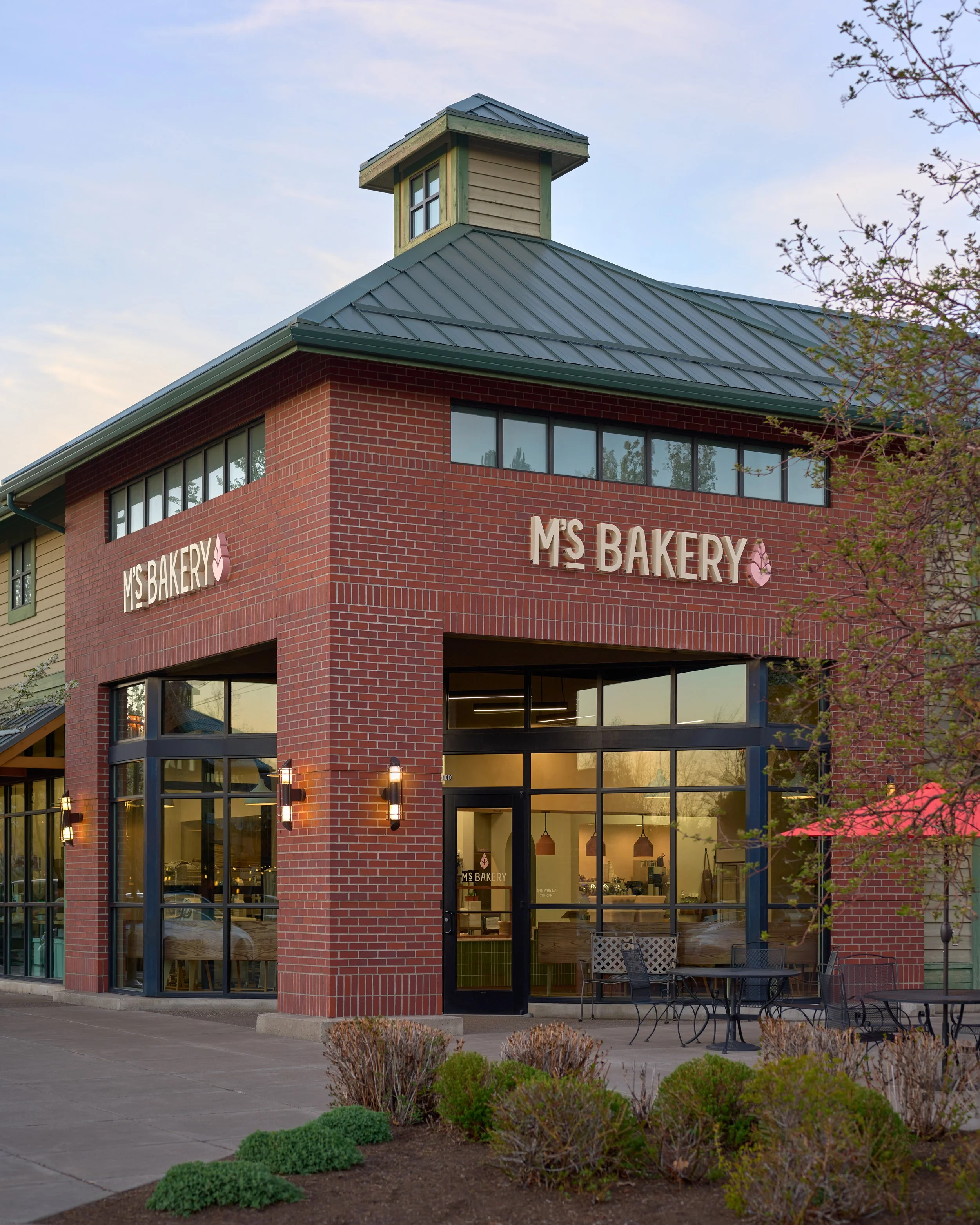 M's Bakery