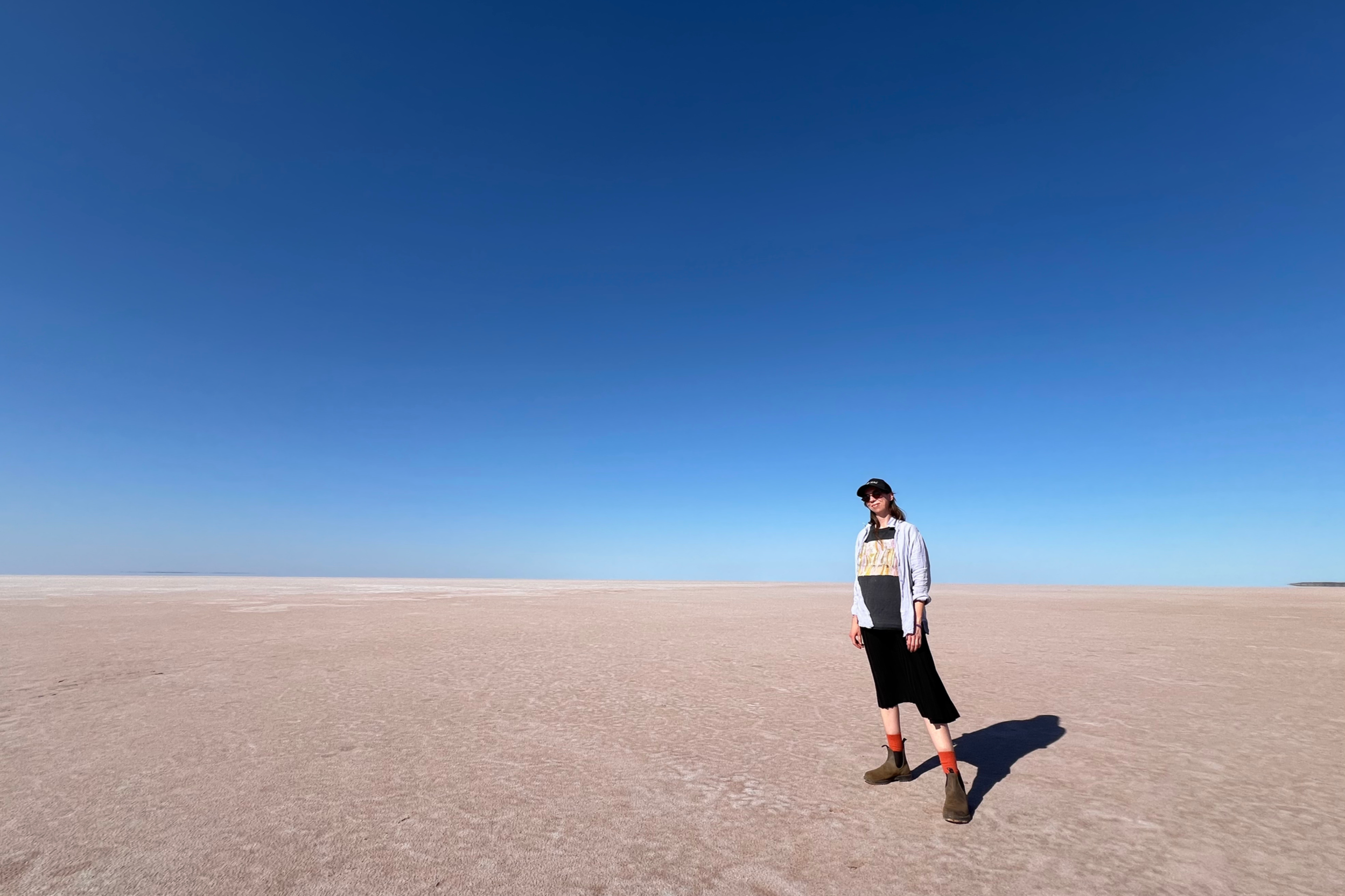 The Interview with Gretel Bull of Papunya Tula Artists&nbsp;