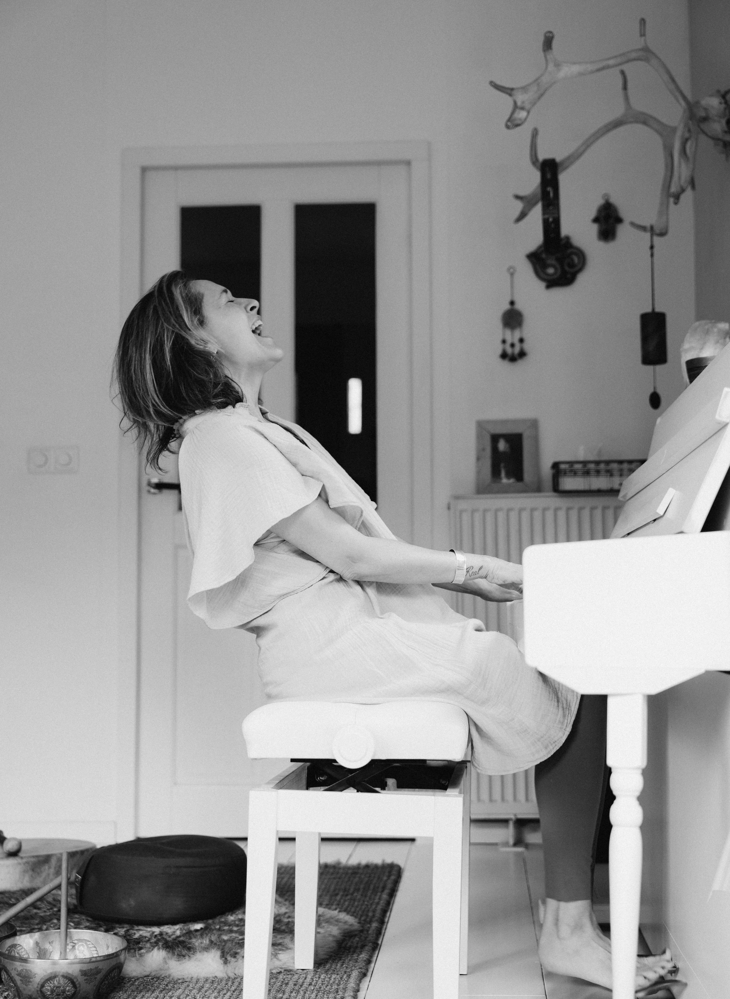 Vanessa Leon - Vocal Coach