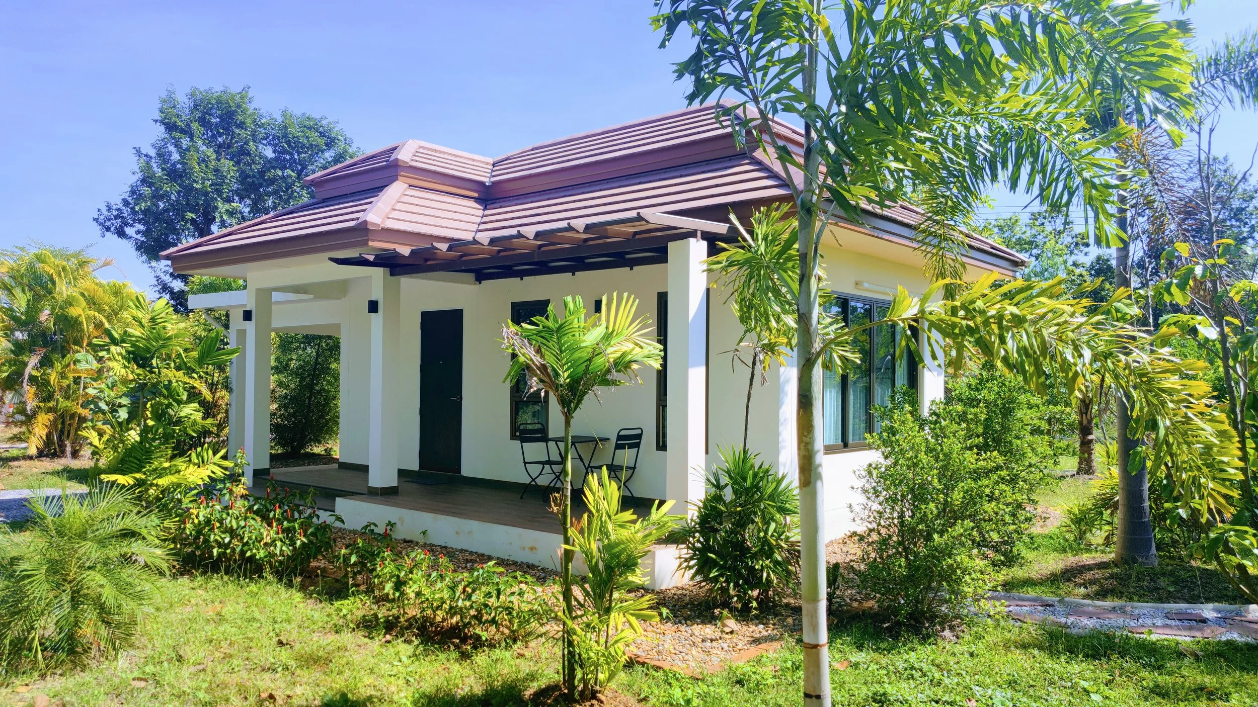 Luxury bungalow villa, modern hotel, in Udon Thani Isan, near premium golf course northeast Thailand