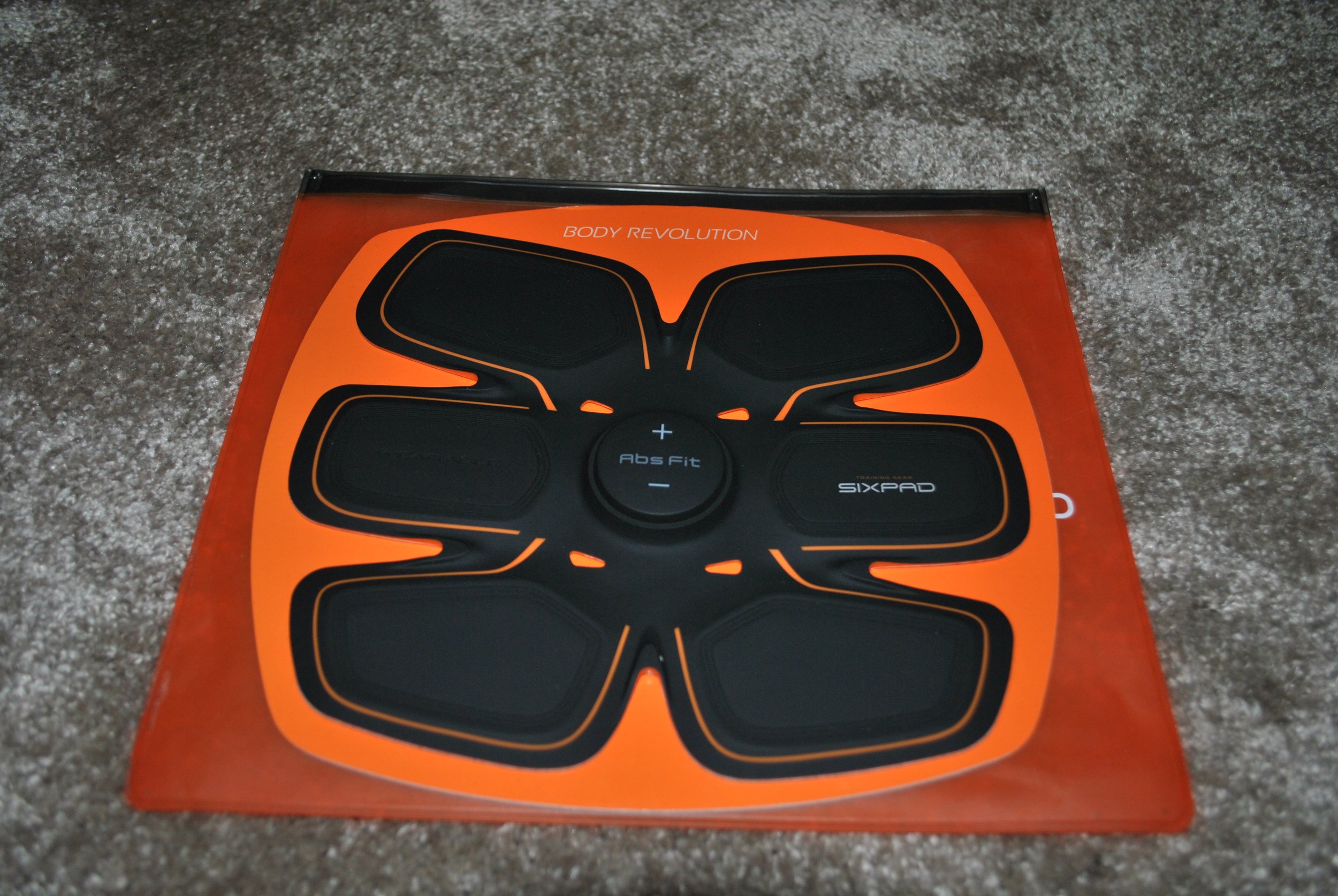 SIXPAD review: Lightning improvements or shocking fad? — The Man ...