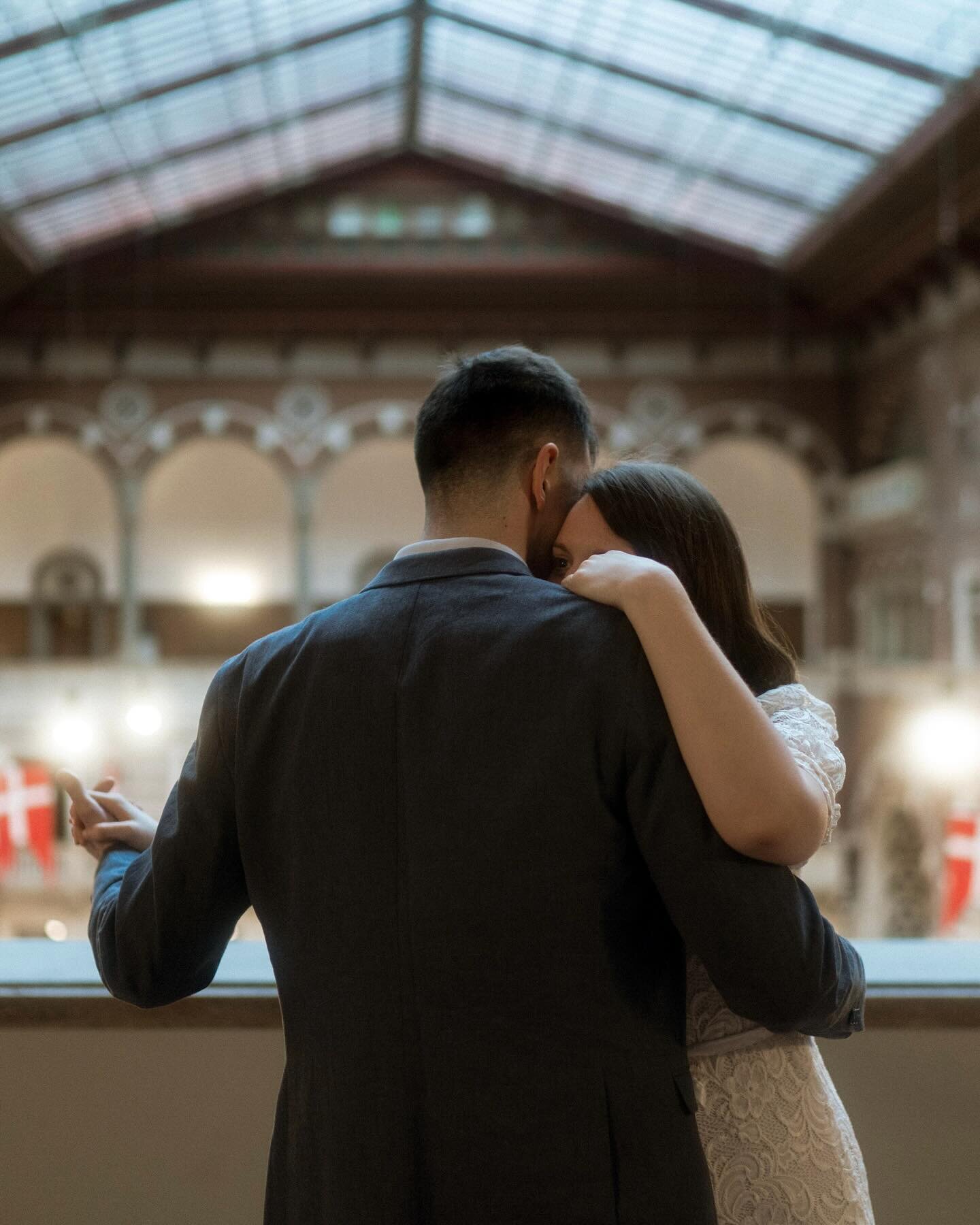 Eszter &amp; Tudor 💙
.
.
.
.
.
#copenhagenelopement #copenhagenelopementphotographer #copenhagenweddings #copenhagenweddingphotography #copenhagenweddingphotograpger