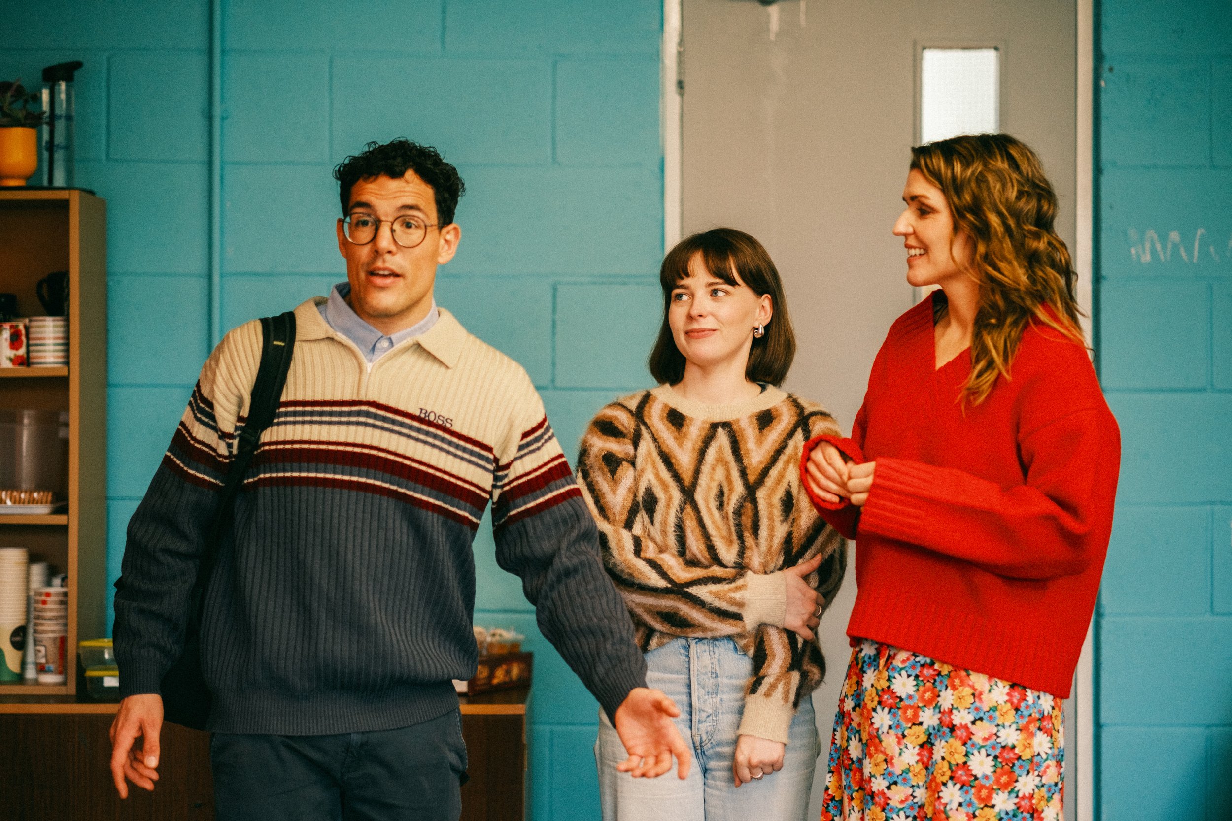 Behind the Scenes of Trasna na Líne
