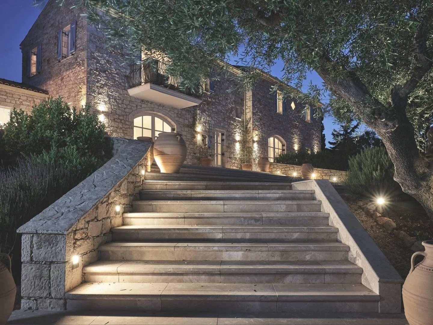 Lagaria, after dark. 🌙

#VillaLagaria #LagariaNights #MediterraneanNights #EveningGlow #SlowEvenings