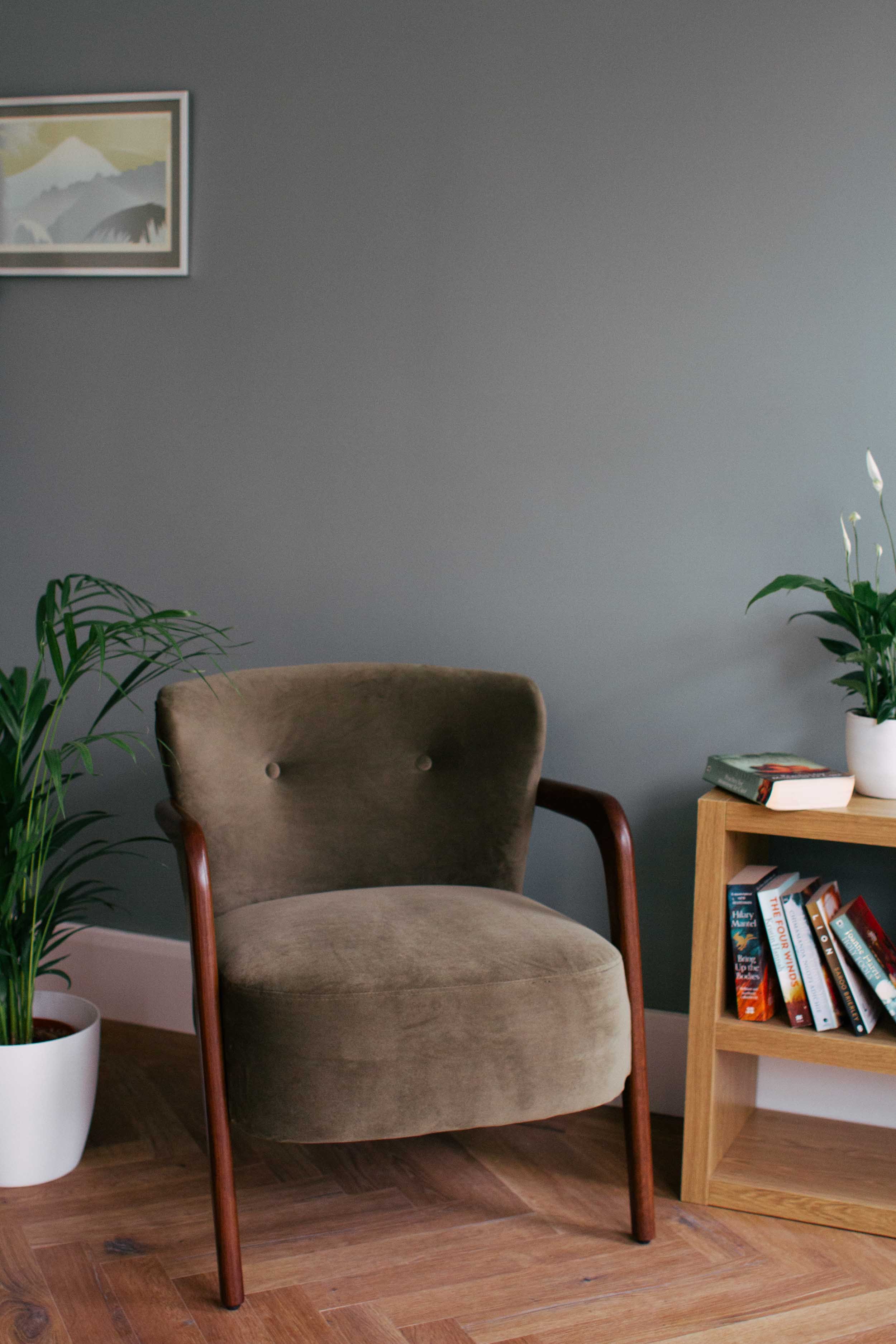 Modern North London location home styled for mini brand session