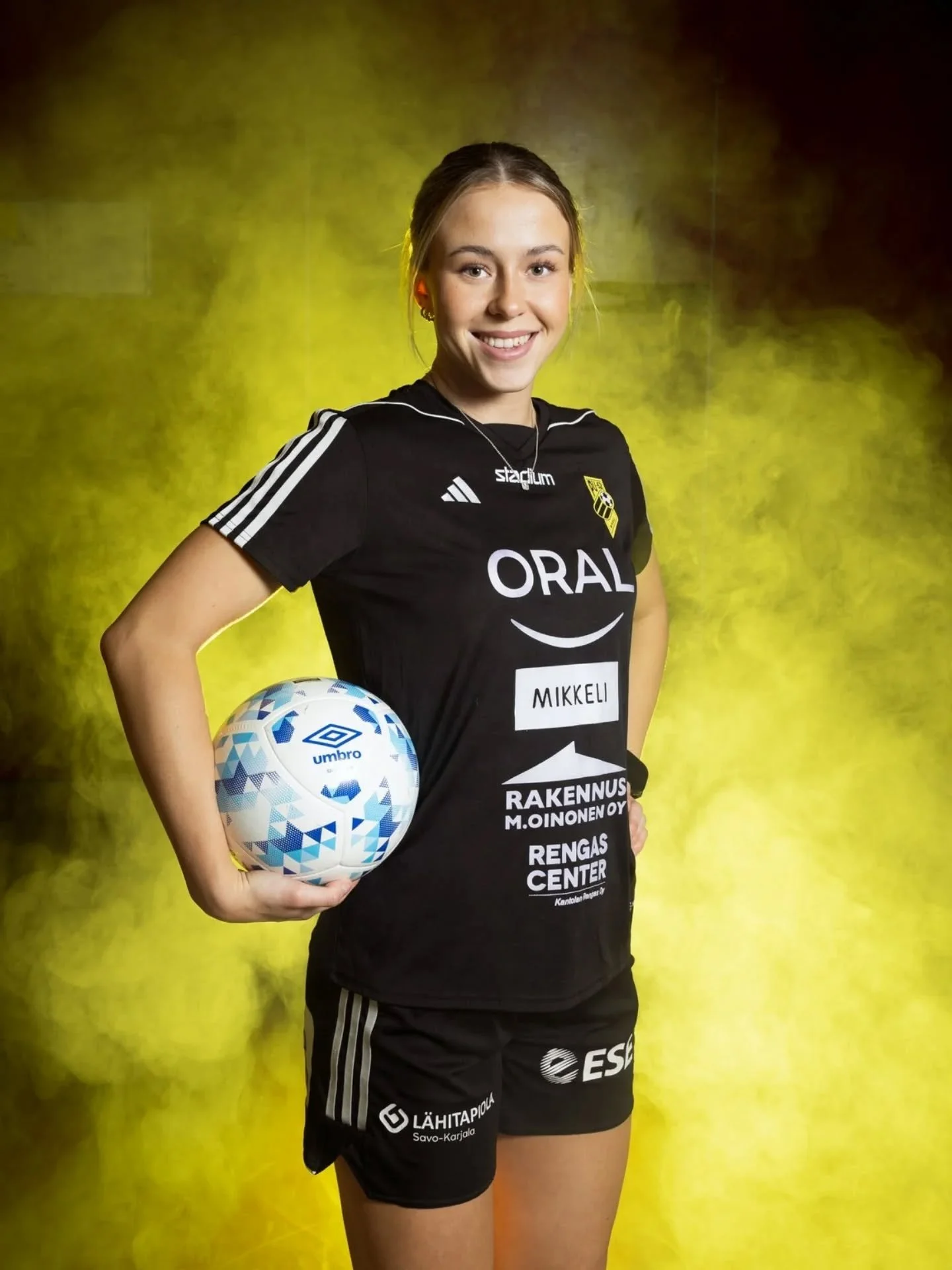 Onnea naisten Futsal-liigan mestaruudesta kapteeni @petraukko &amp; @pu62futsal ! 🏆