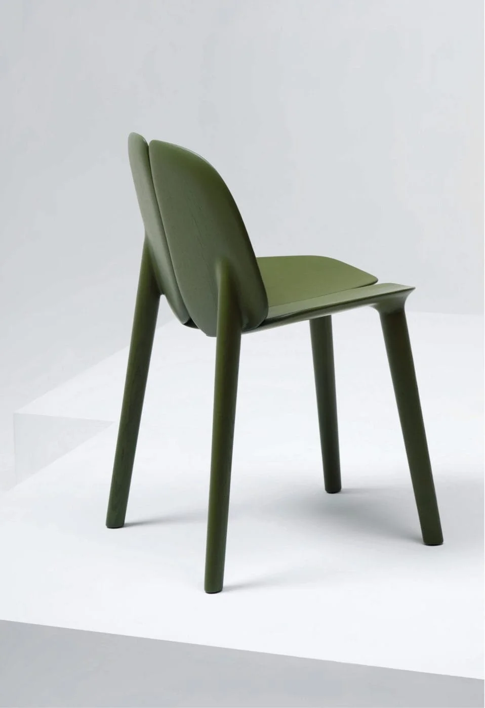 Mattiazzi_Osso_Chair_RonanErwanBouroullec_6-958x1400.jpg