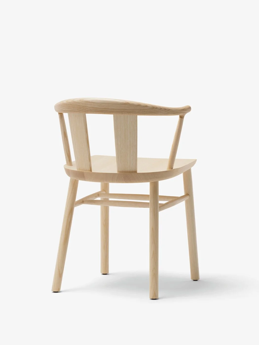 Mattiazzi_MC28-Stelo-Chair_Natural-Ash_Ph-Studio-AKFB_1_Grey-BG-1050x1400.jpg