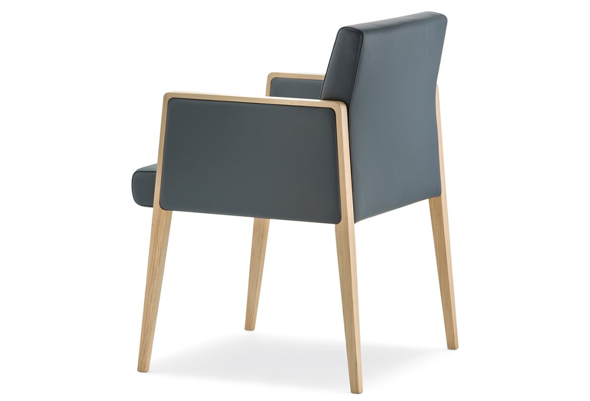 SASHA+ARMCHAIR+6.jpg