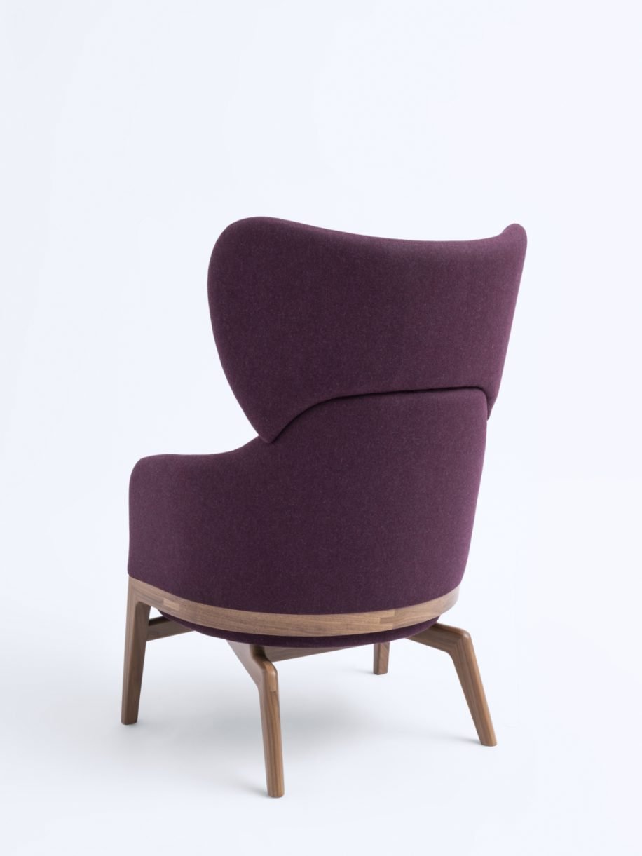 piaval-macaron-bergere-contract-111-62-3-stilllife-e-916x1221.jpeg