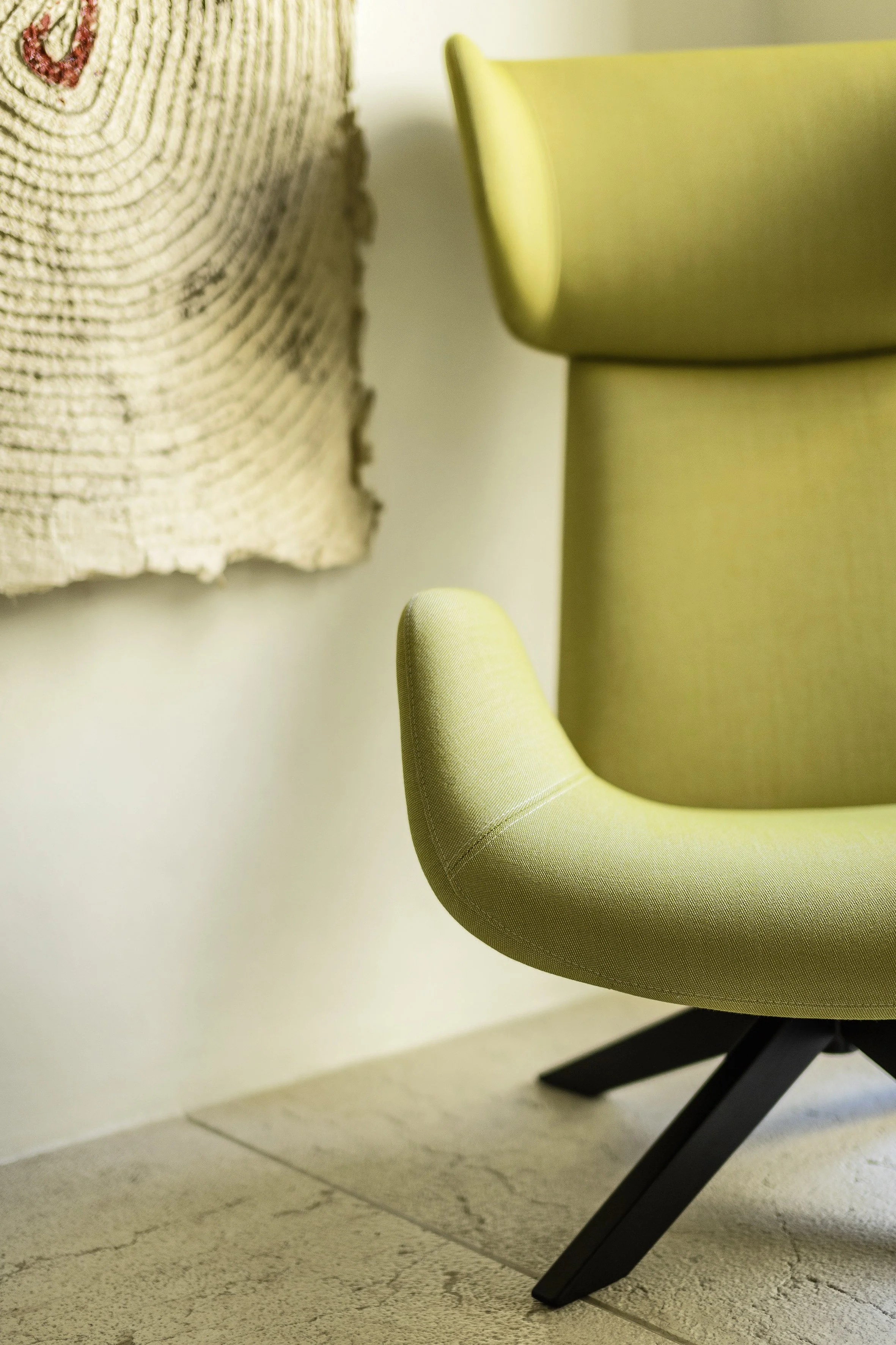 Soave Lounge Chair With Arms — Jarrett Furniture
