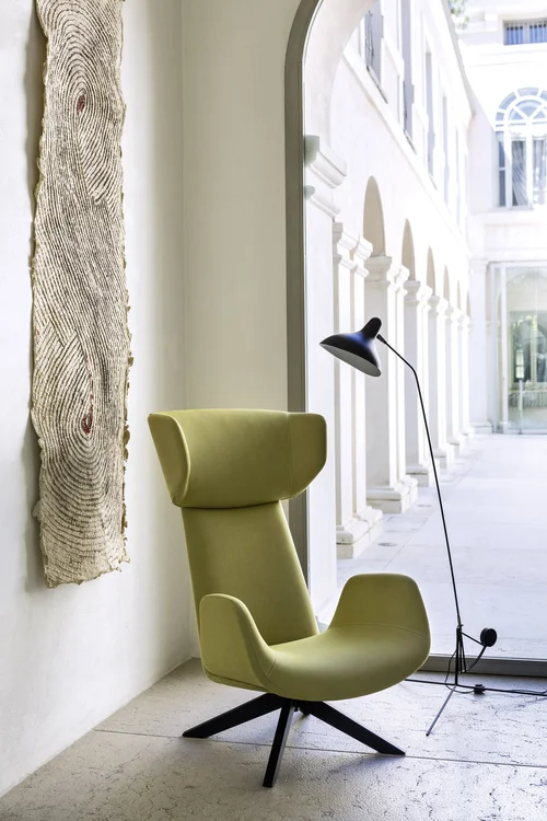 Soave Lounge Chair With Arms — Jarrett Furniture