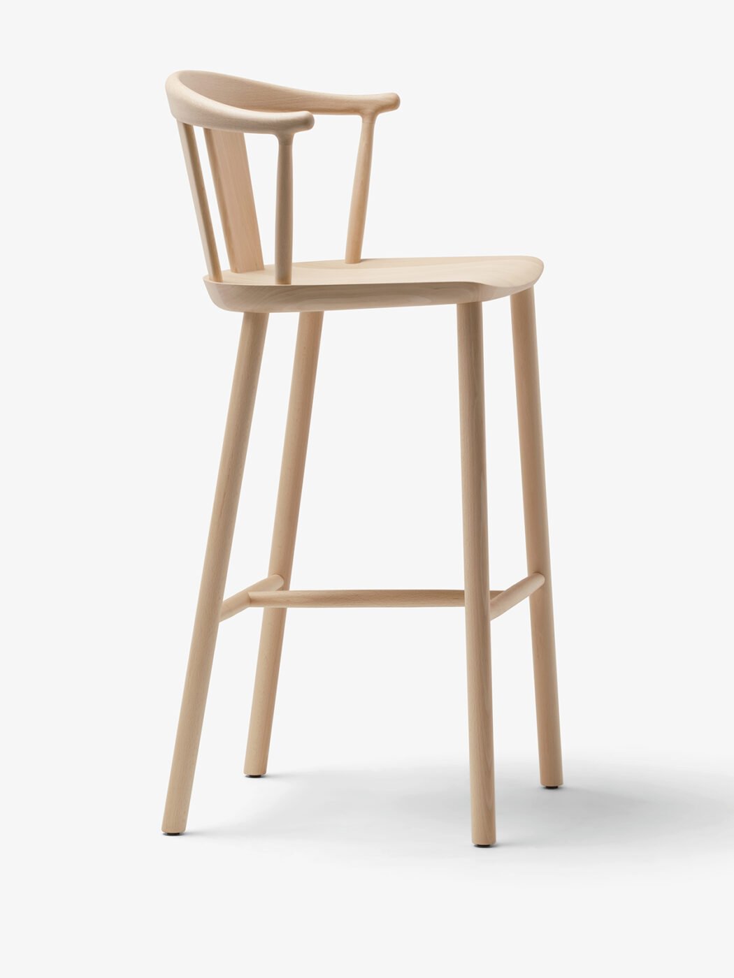 Mattiazzi_MC28-Stelo-Bar-Stool_Natural-Beech_Ph-Studio-AKFB_1_Grey-BG-1-1050x1400.jpg