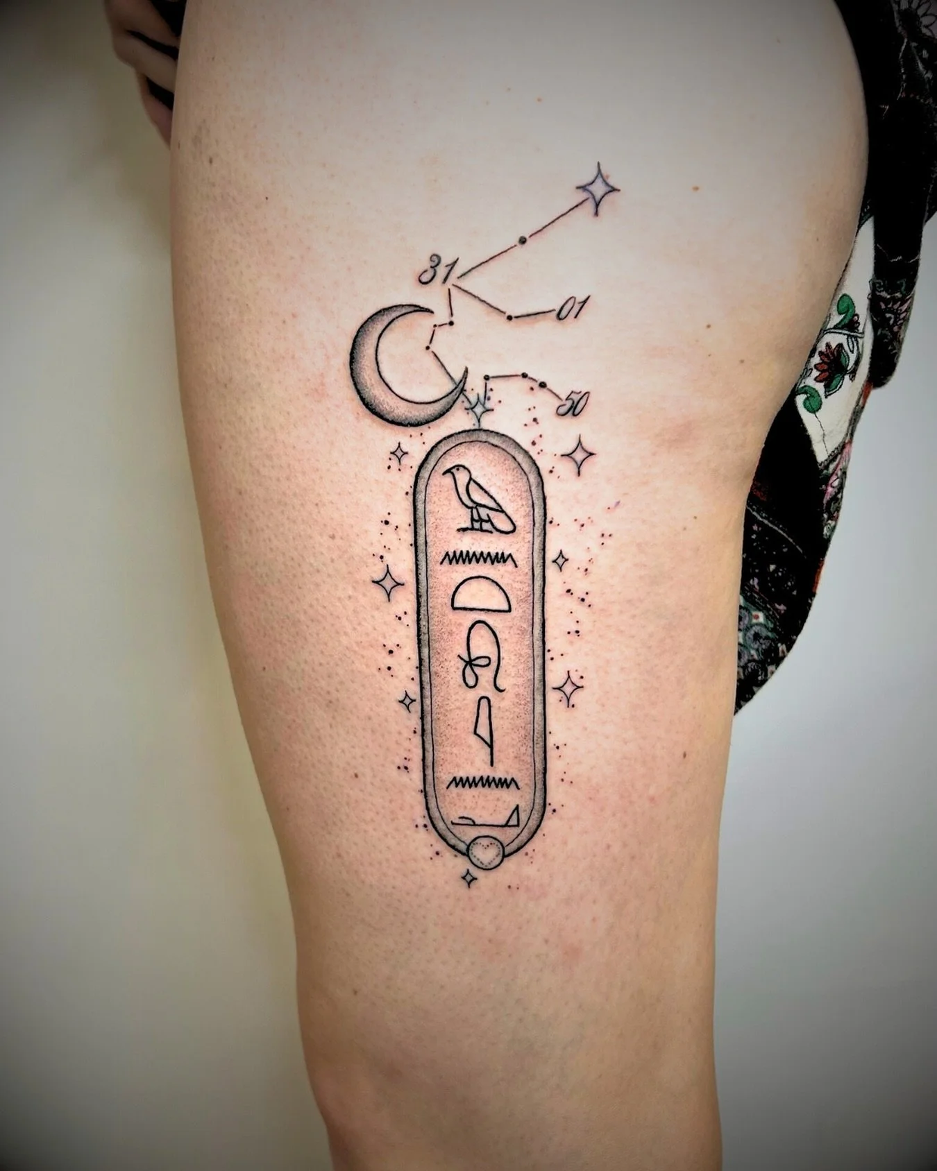 Projet r&eacute;alis&eacute; par @madonyourskin 🌙
__________________________

Infos et r&eacute;servations : 
- par DM @madonyourskin 
- par mail : madonyourskin@gmail.com
__________________________

L&rsquo;Atelier Tattoo - 9 boulevard des Brotteau