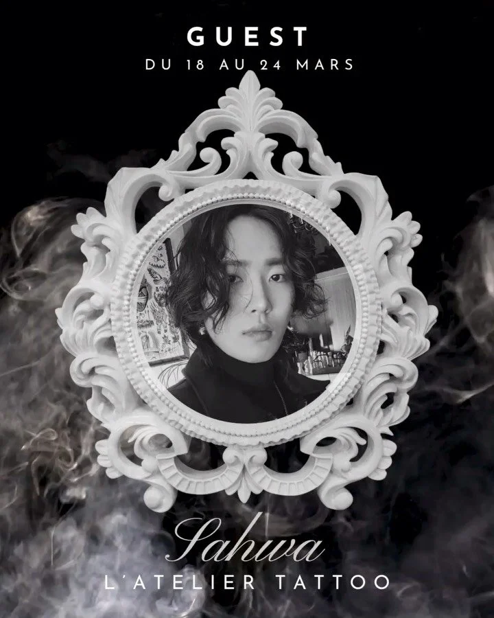 ❖ Guest &mdash; Sahwa ❖
Du 18 au 24 mars, @tattoo_dead_flower sera pr&eacute;sent au shop.

Son travail d&eacute;ploie des compositions puissantes et immersives, o&ugrave; mythologie et figures spirituelles prennent forme &agrave; travers un contrast