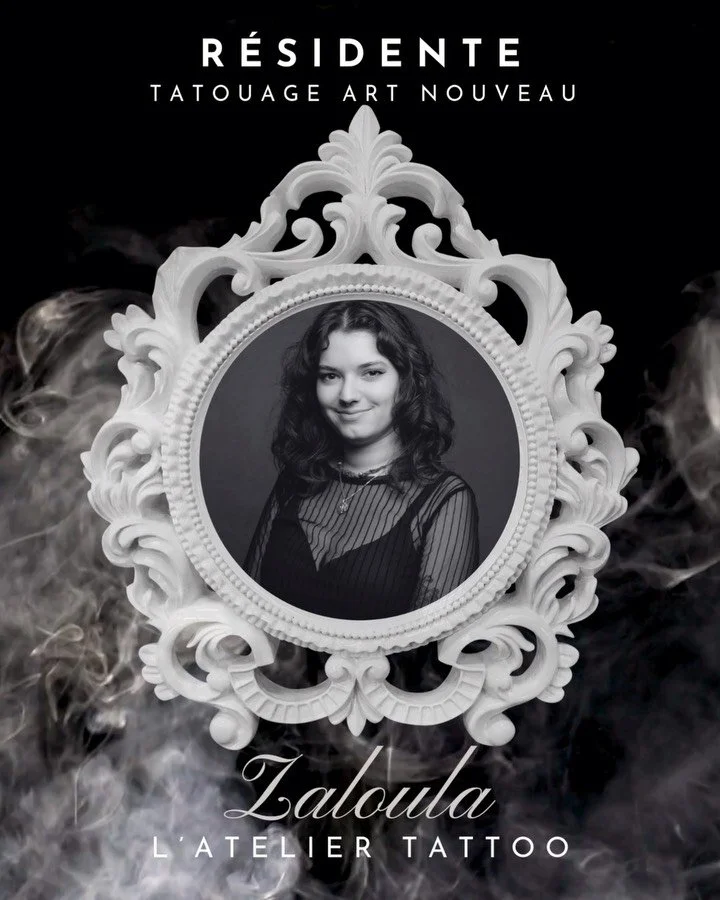 Aujourd&rsquo;hui on d&eacute;couvre le travail de notre tatoueuse r&eacute;sidente @zaloula_ 
🖋️ Depuis combien de temps tatoues-tu ? Je tatoue depuis septembre 2024.
🎨 Quel est ton parcours ? J&rsquo;ai toujours aim&eacute; le tatouage. Je me sui