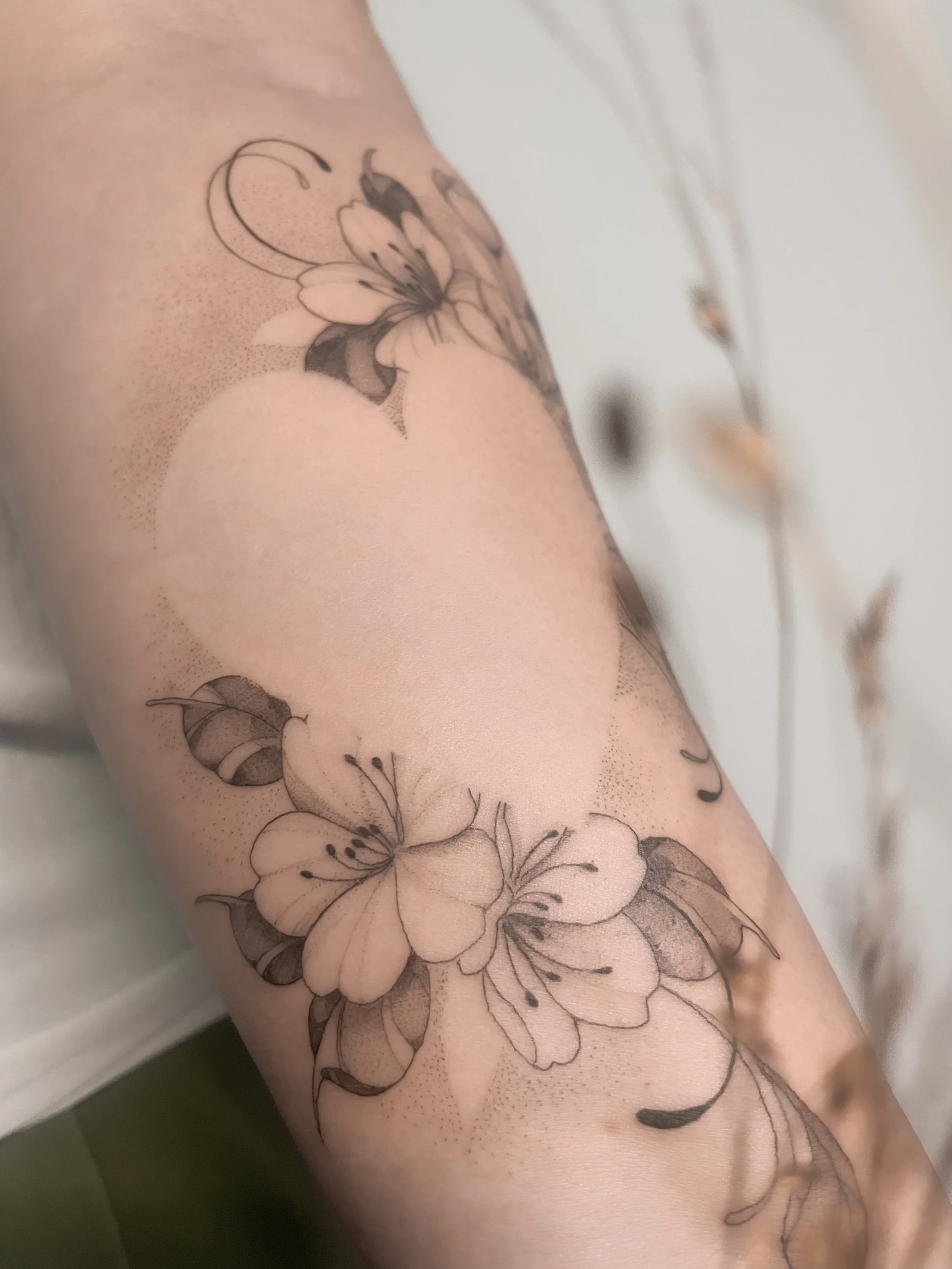 Comment vieillit un tatouage fin ?