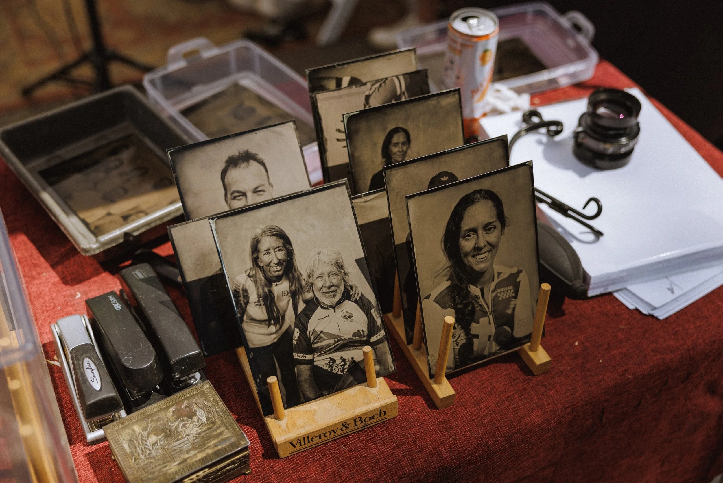 Let&rsquo;s show some love for our creative sponsor&rsquo;s activities this year.&nbsp;&nbsp;Between tin-type portraits with @obermeyerwealth, custom finisher posters with @chamoisbuttr, shooting hoops with the @ventumracing crew, and every little su