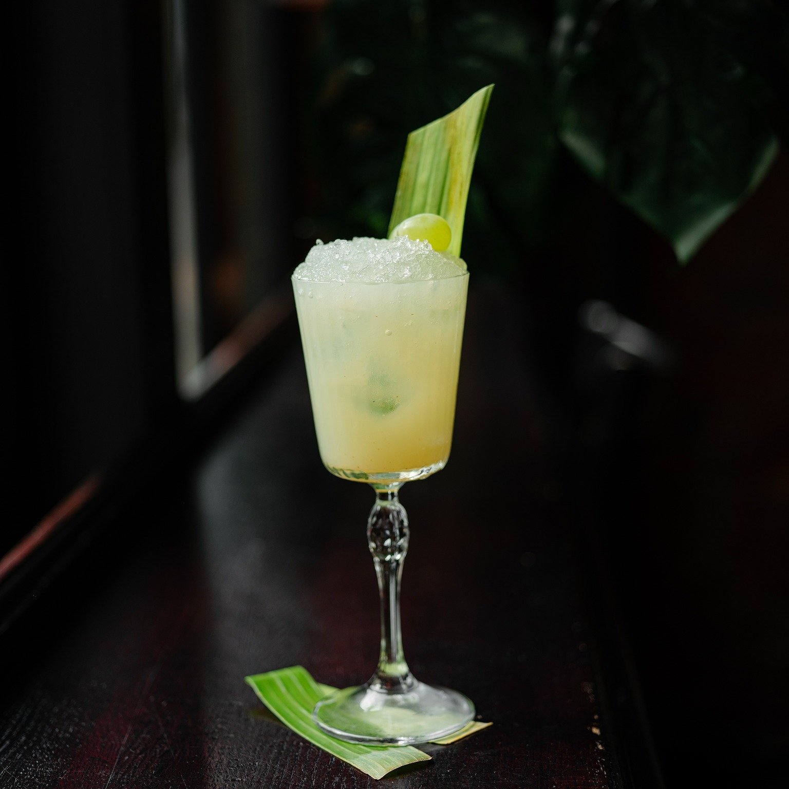 Ready for a taste of Spring? 🍸🌿💚

Our Pear On A Vine cocktail is a refreshing mix of Smirnoff vanilla vodka, Xante pear liqueur, green grapes, pear, lemon and vanilla syrup.

#tynemouth #tynemouthbars #tynemouthdrinks