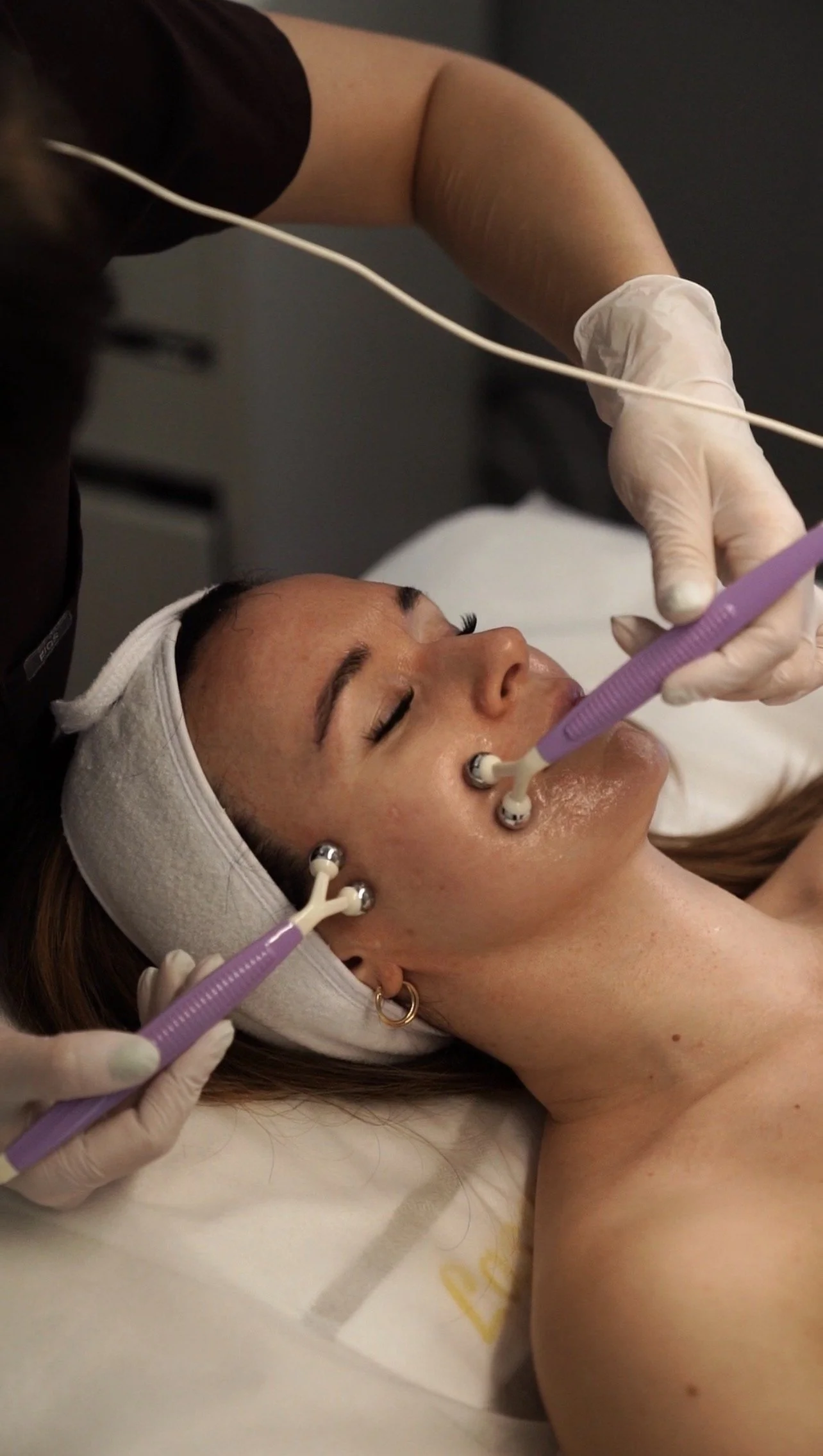 The Best Facial for a Lifted, Sculpted Appearance
