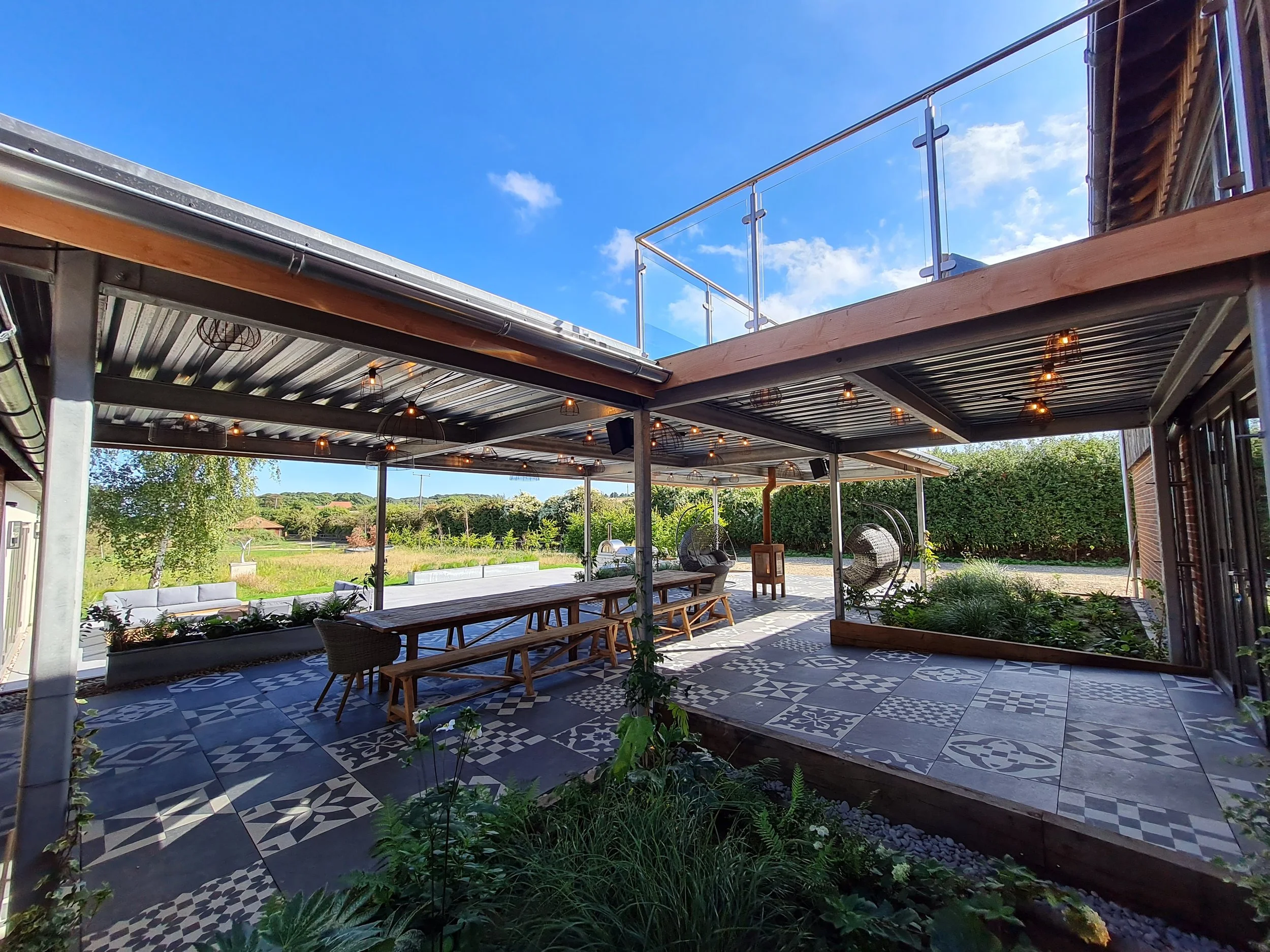 Gallery 1 — Knotting Hill Farmhouse