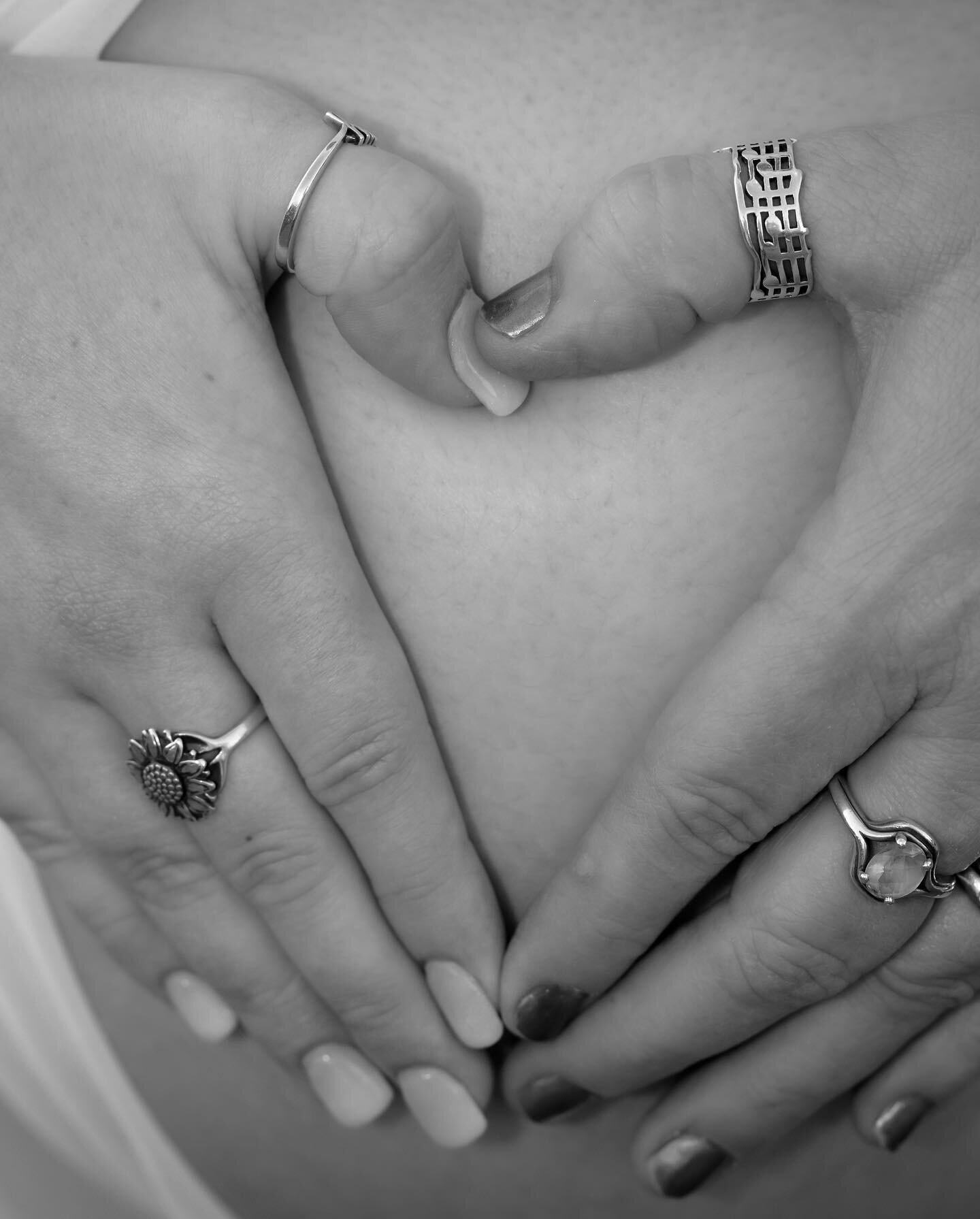 Motherhood:  All love begins and ends here!
#nakinamcduffphotography #glowing #maternityphotography #blackandwhitephotography