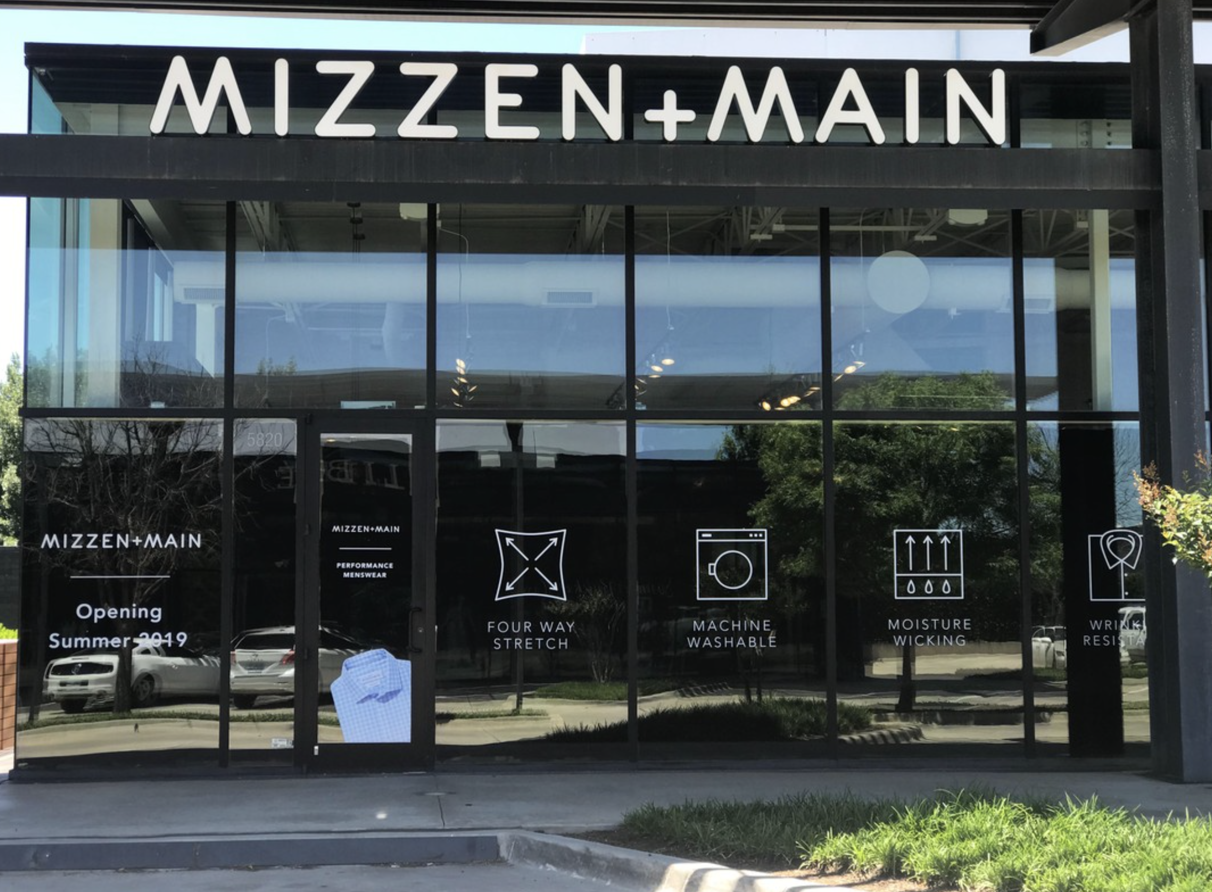 Fixture & Store design, Mizzen+Main Oklahoma City