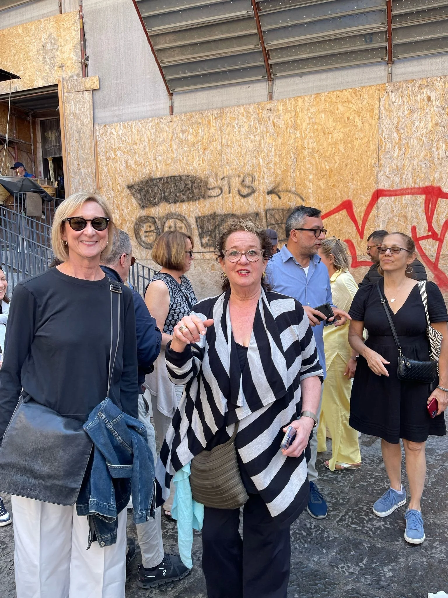 Helen, Karen, Robin, and Maxanne at the fish market