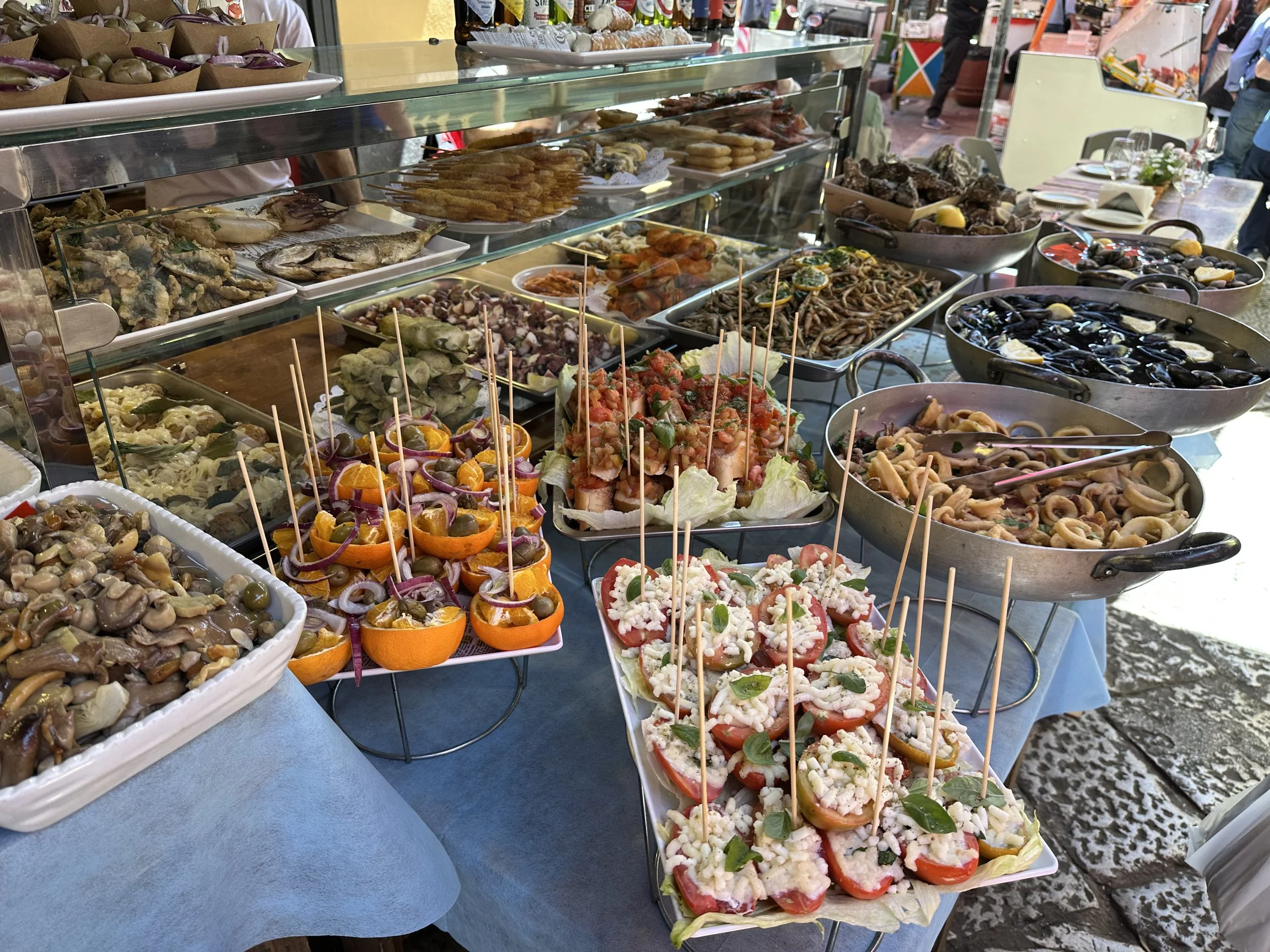 I love these street market stalls.