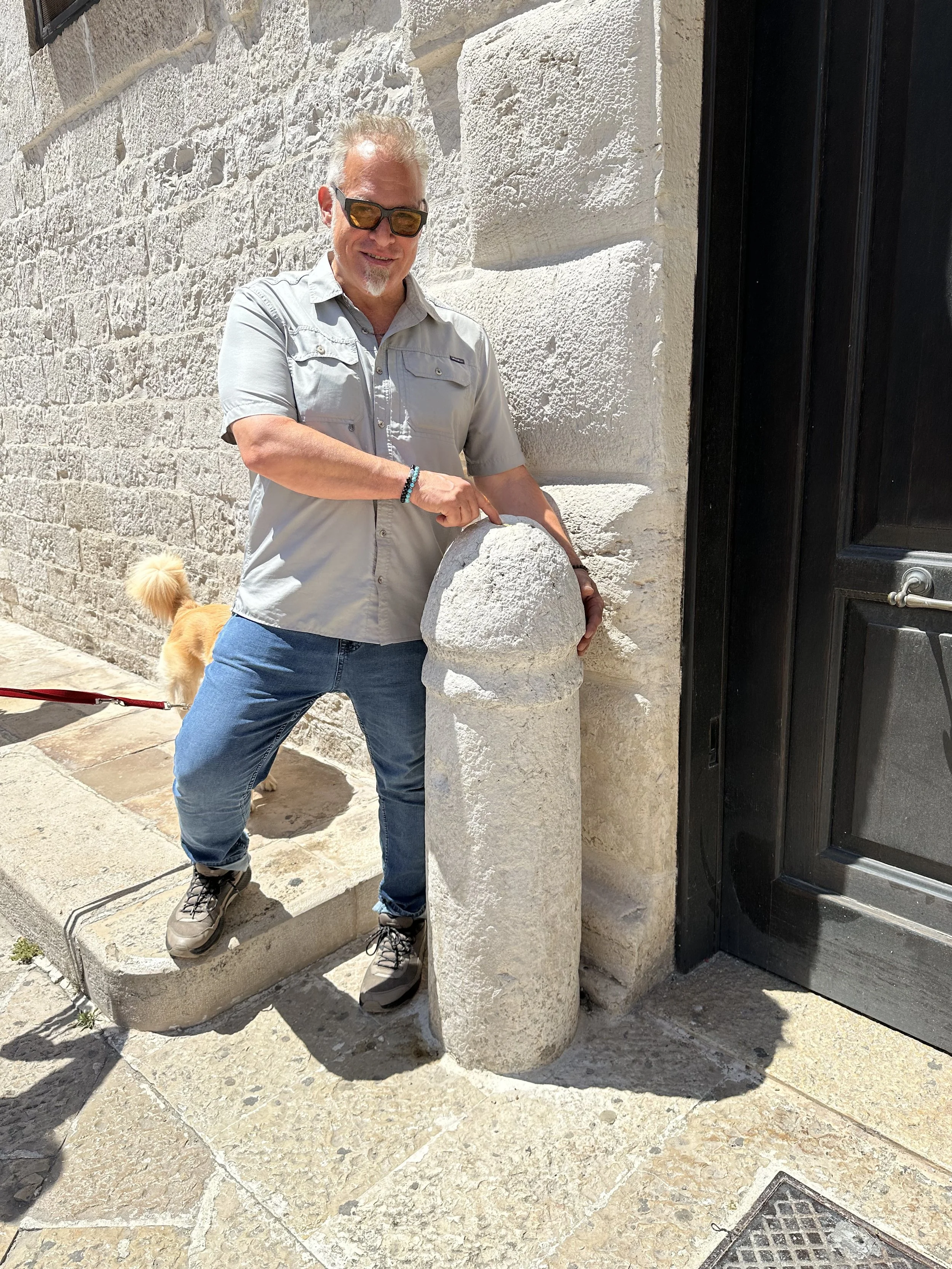 Seriously? I giant penis in the street of Trani