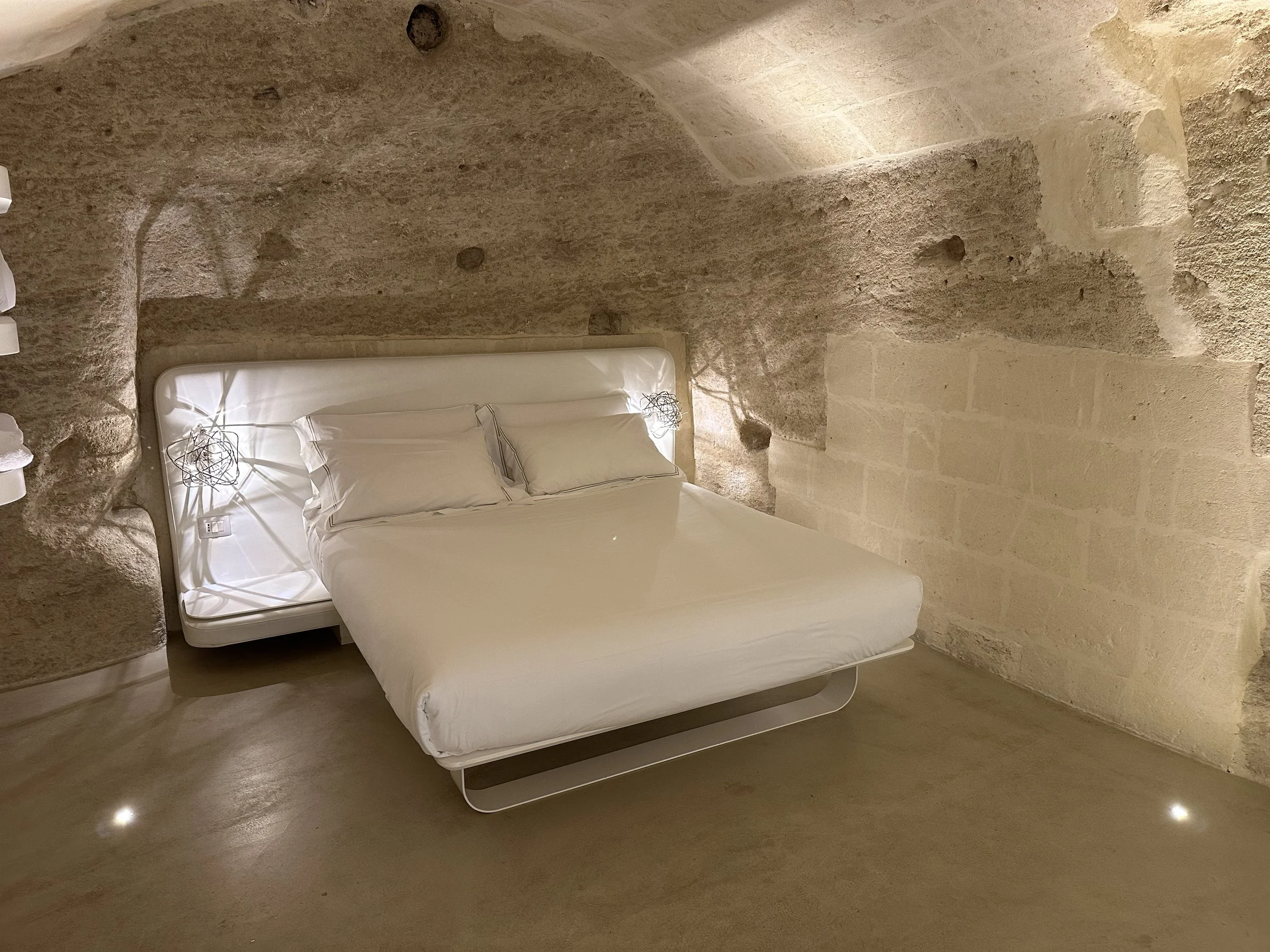 A weird, yet interesting night's stay in Aquatio Cave Luxury Hotel in Matera