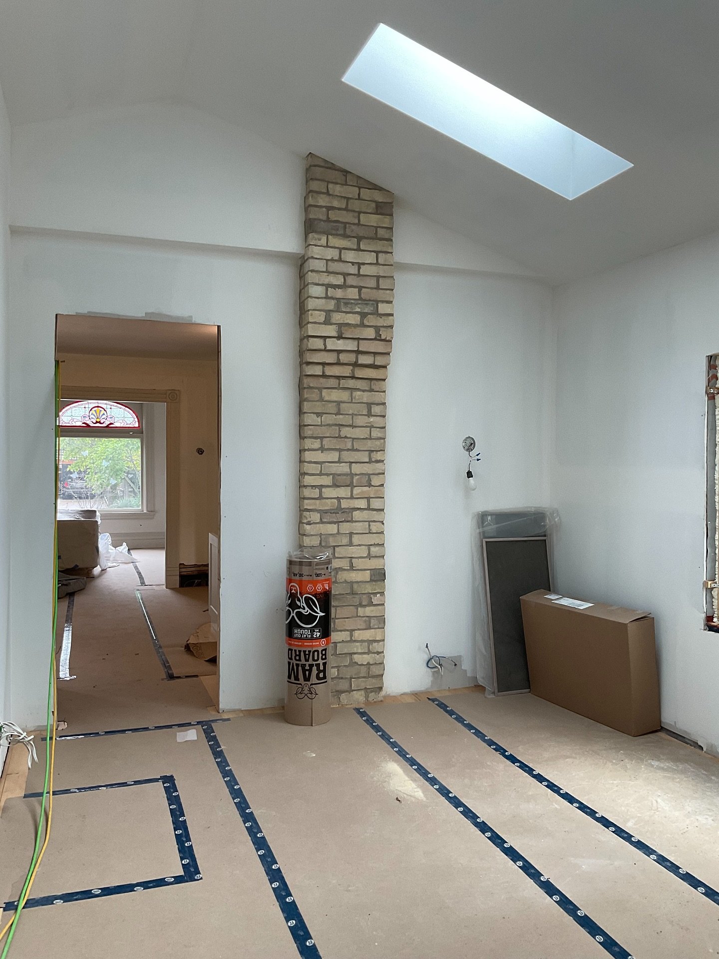 Our Old North project is taking shape. More beautiful details to come.

Construction: @rvrsideconstruction