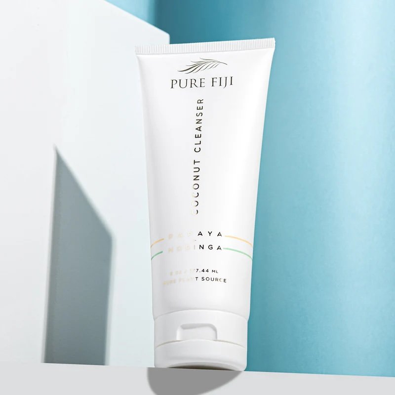 coconut-cleanser-lifestle_800x.jpeg