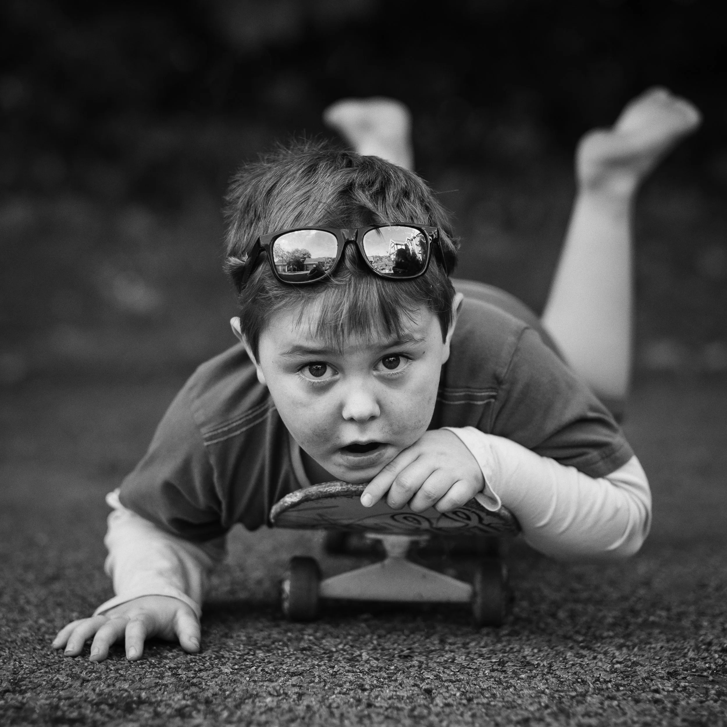 Skateboard &amp; Shades