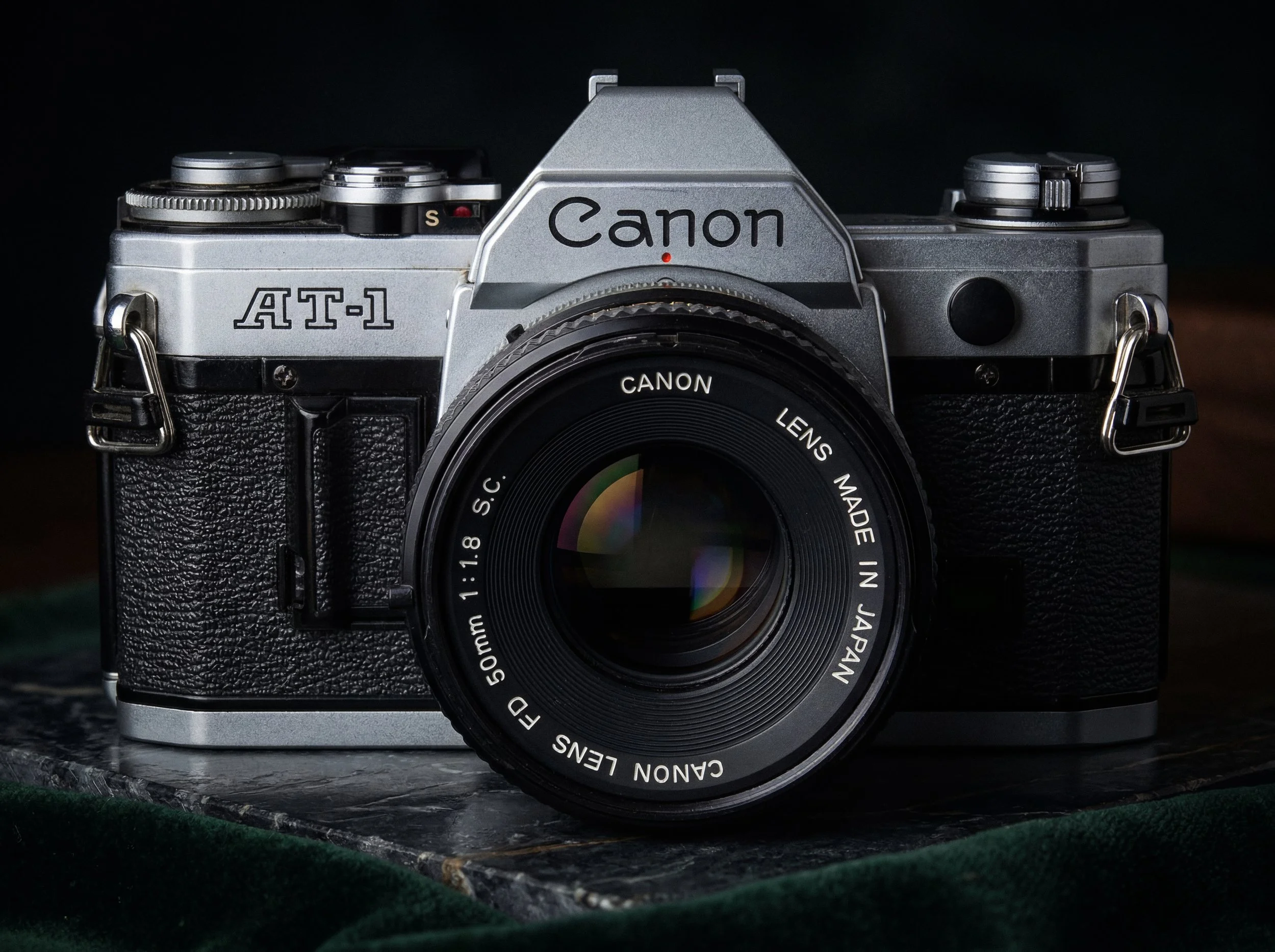 Canon AT-1