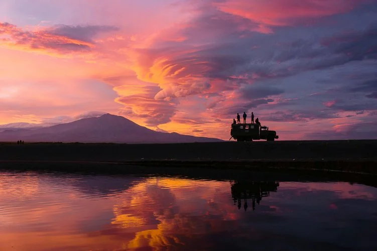 chris-burkard-sunset-collage_images-87cd162a883e5cabd4246fa276298fba-collage_image_lightbox.jpg