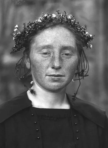 augustsander-michaelhoppengallery-august-sander-rural-bride-c.-1921-1922.jpg