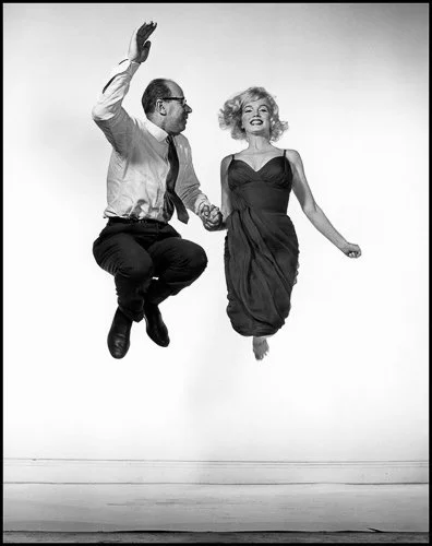 philippehalsman_marilynmonroejump.jpg